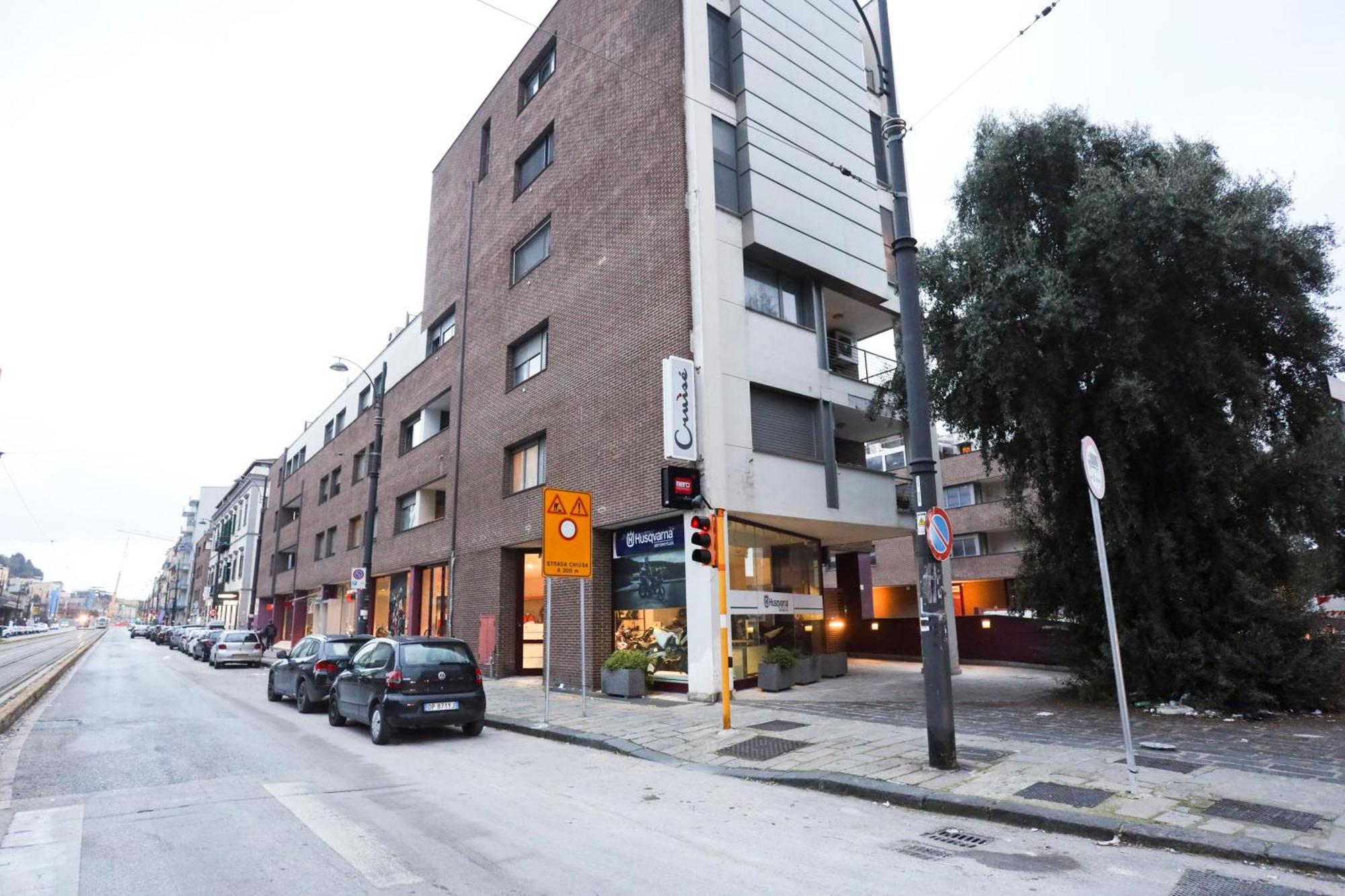 Sebeto With Parking & Netfilx Apartment *
