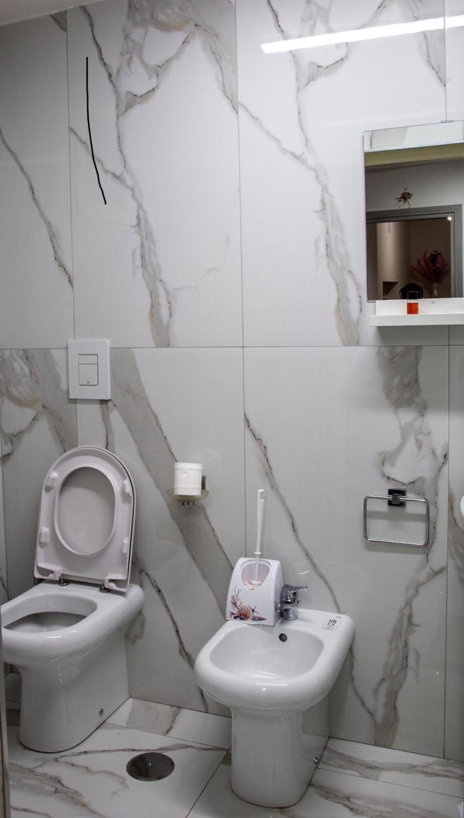 Apartment Tiluri