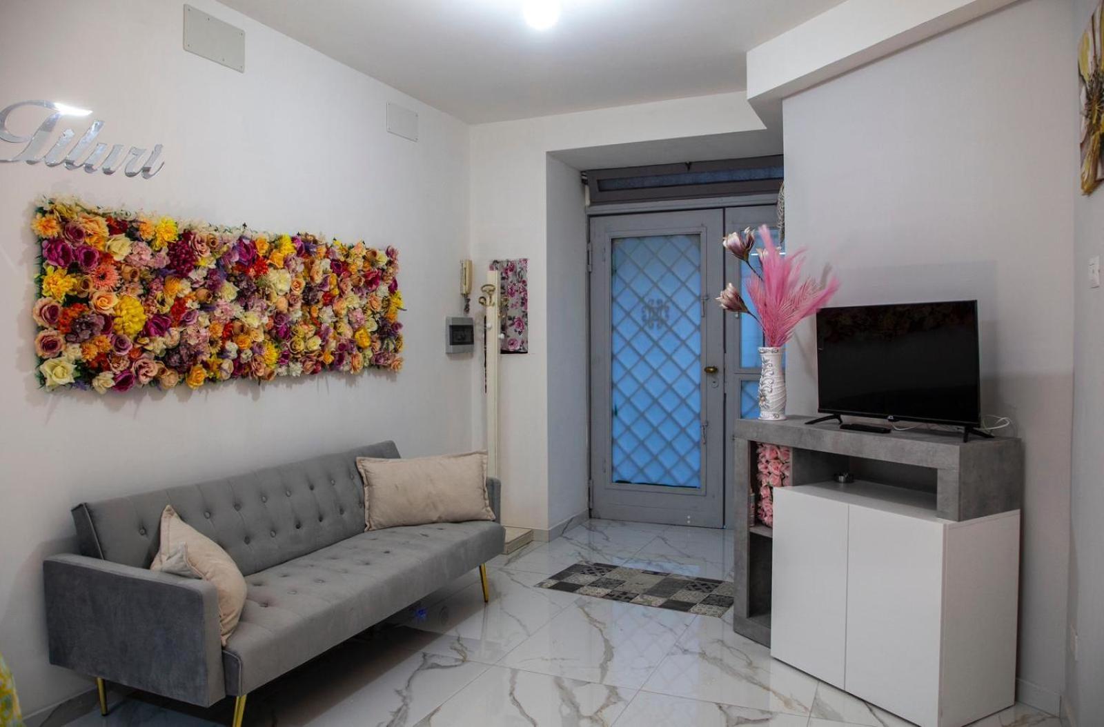 Tiluri * Naples