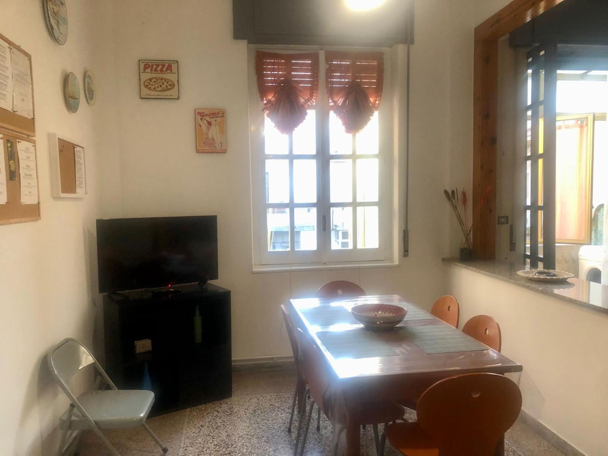 Tarumbo Intero 120 Mq Apartment