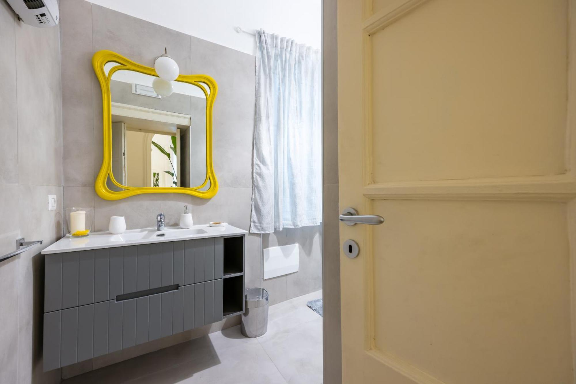 Apartment Kea Home, Entire House In The Heart Of