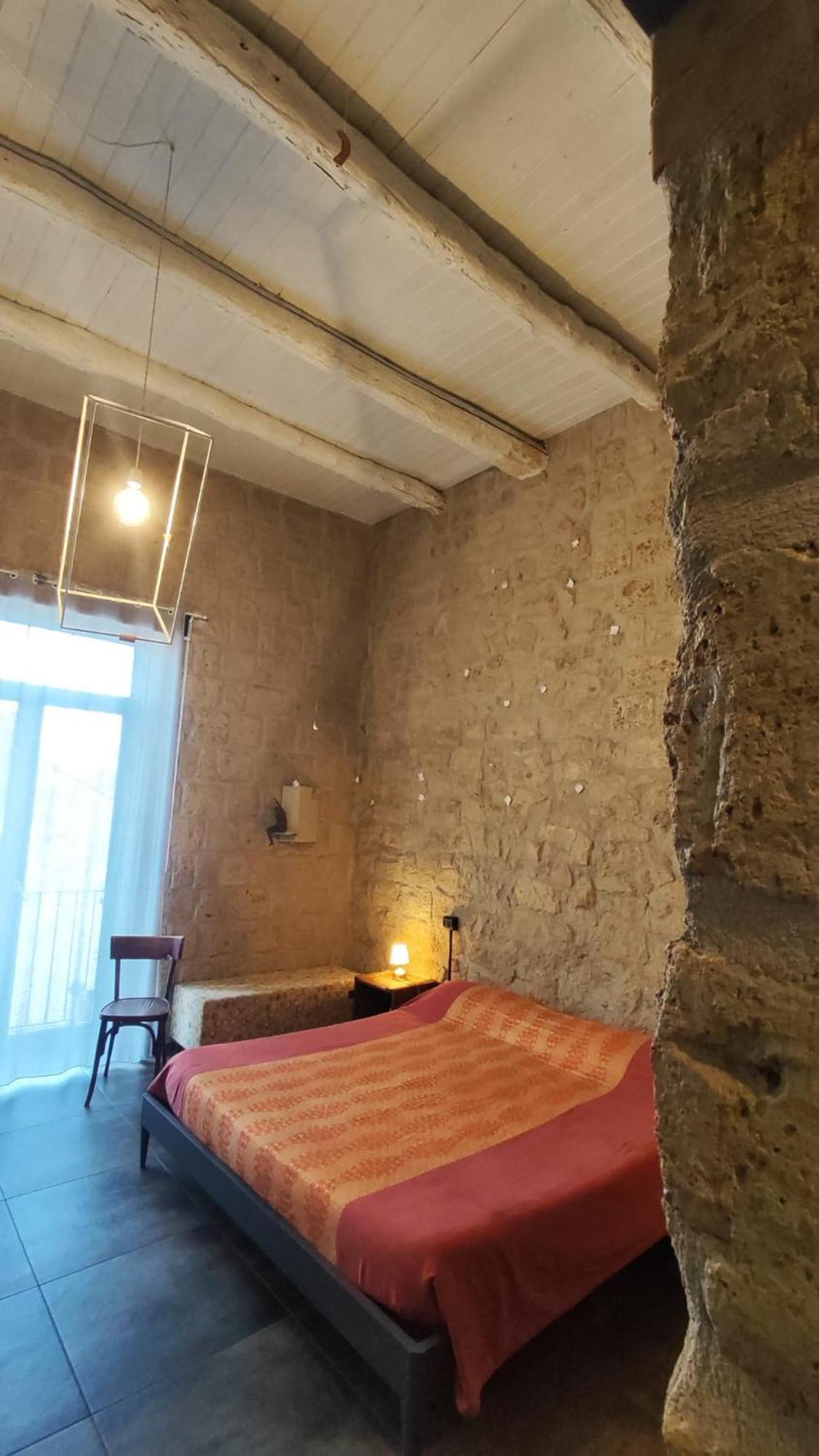 Magma - & Roof Guest house Naples