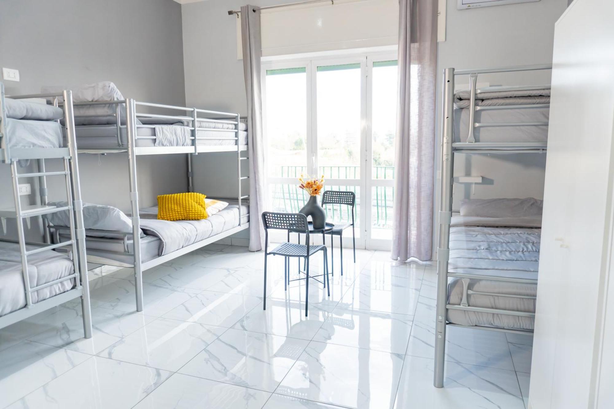 Partenope Hostel