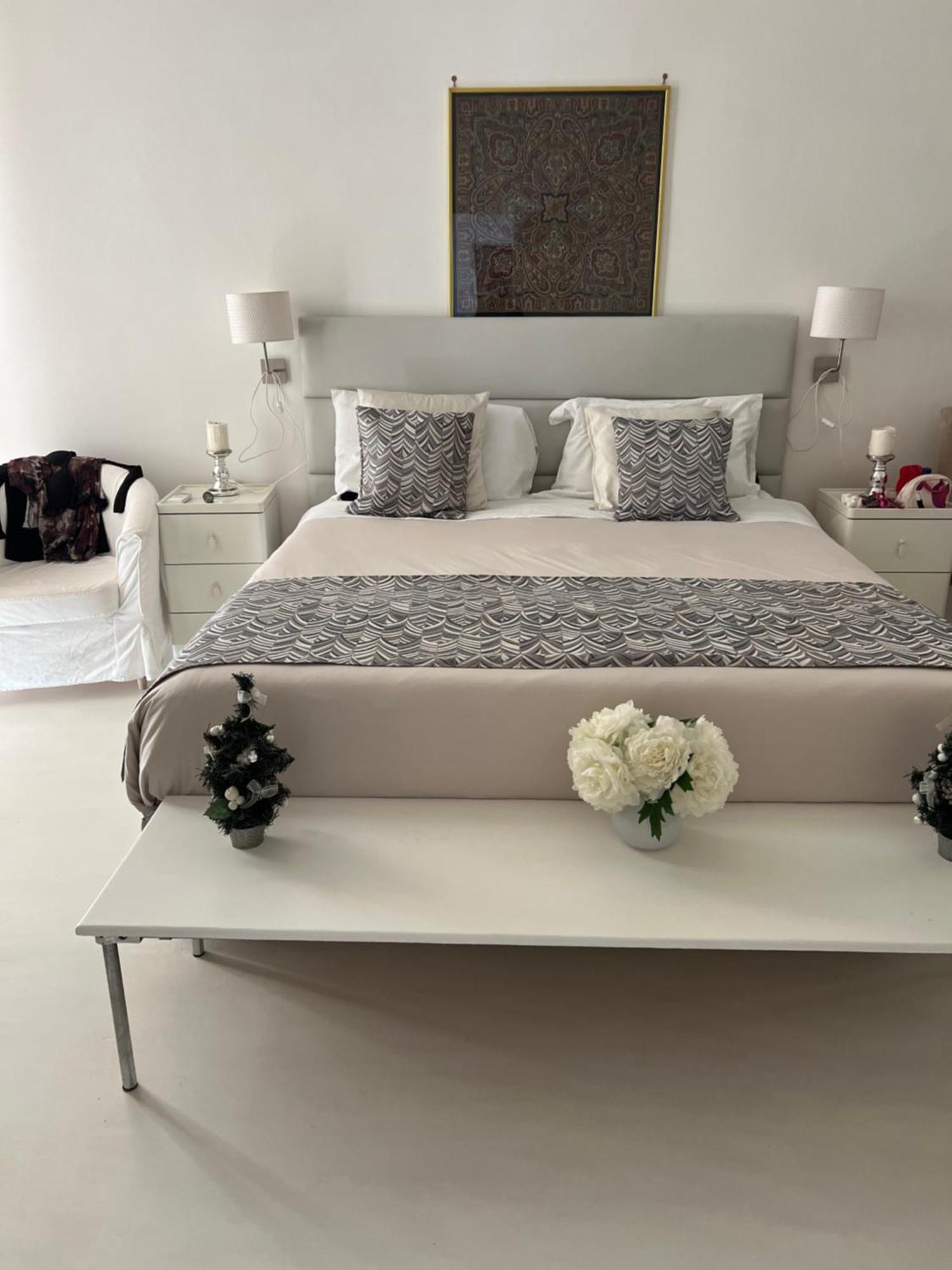 Relais Piazza Dei Martiri Bed & Breakfast Naples