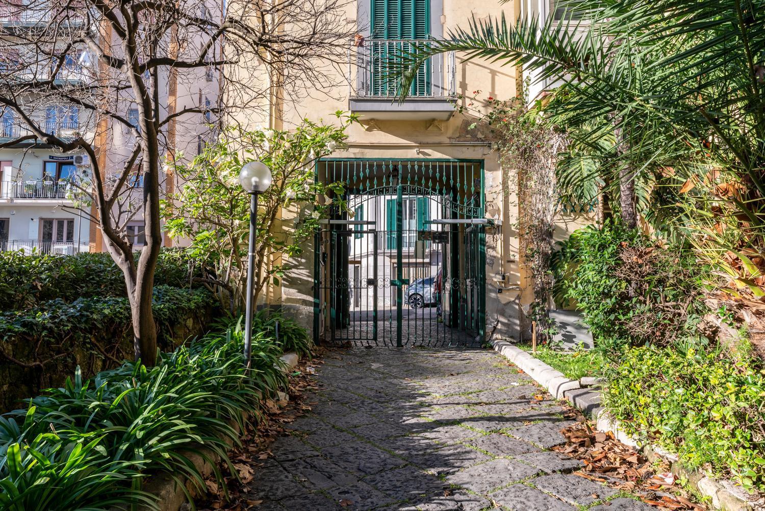 Via Annibale Caccavello 10 - Primo Piano Apartment