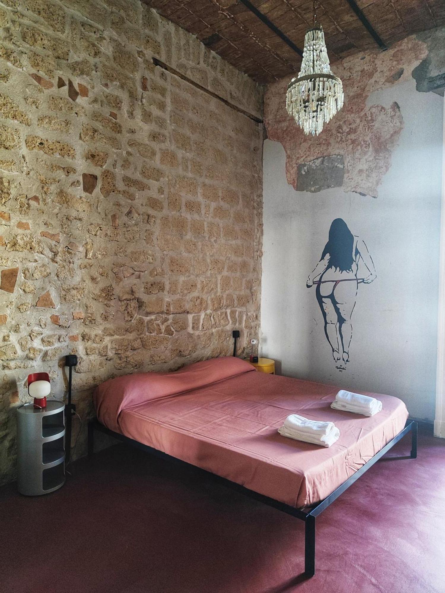 Magma - & Roof Guest house 3*