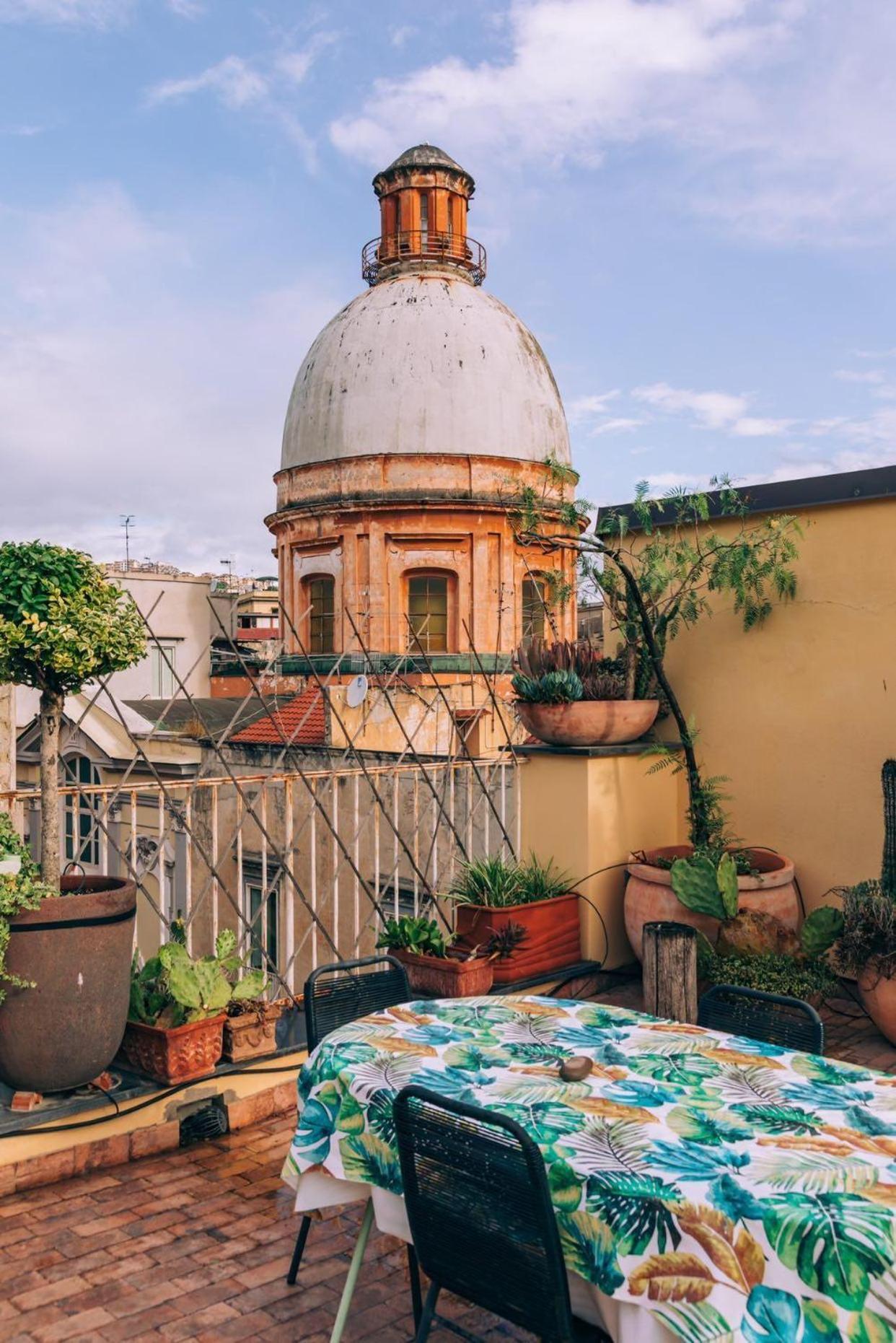 Magma - & Roof Naples
