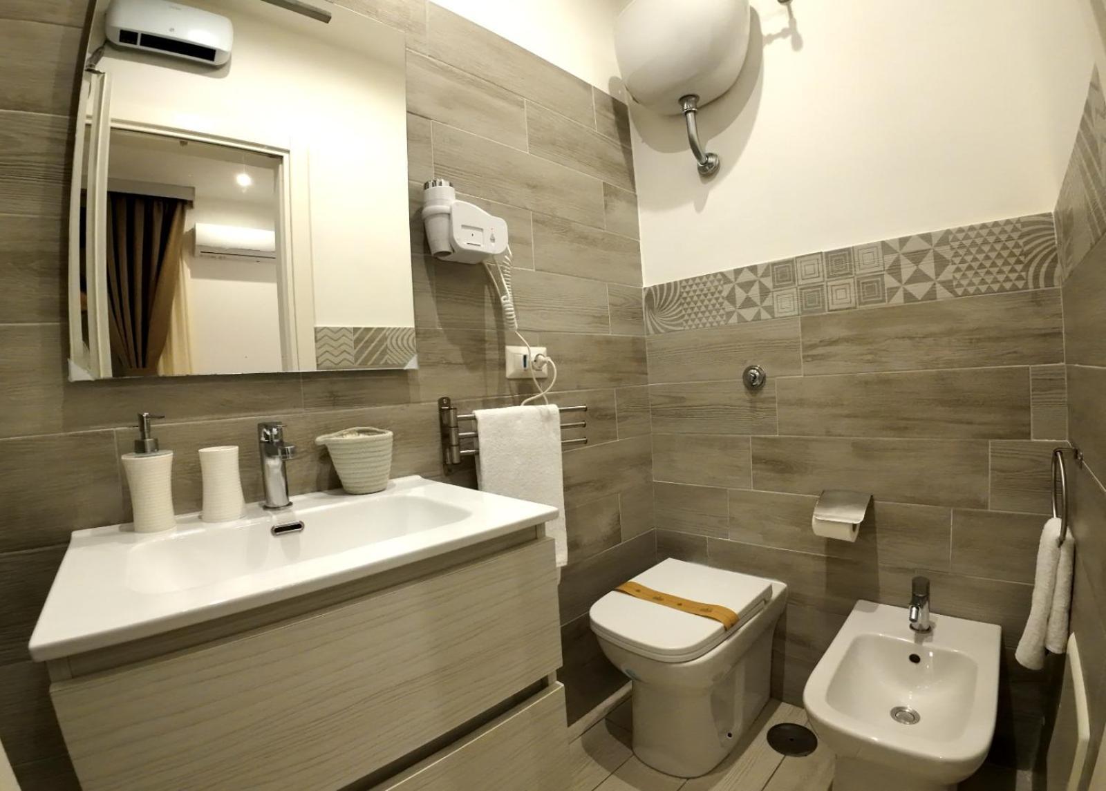 Centro E Guest house *
