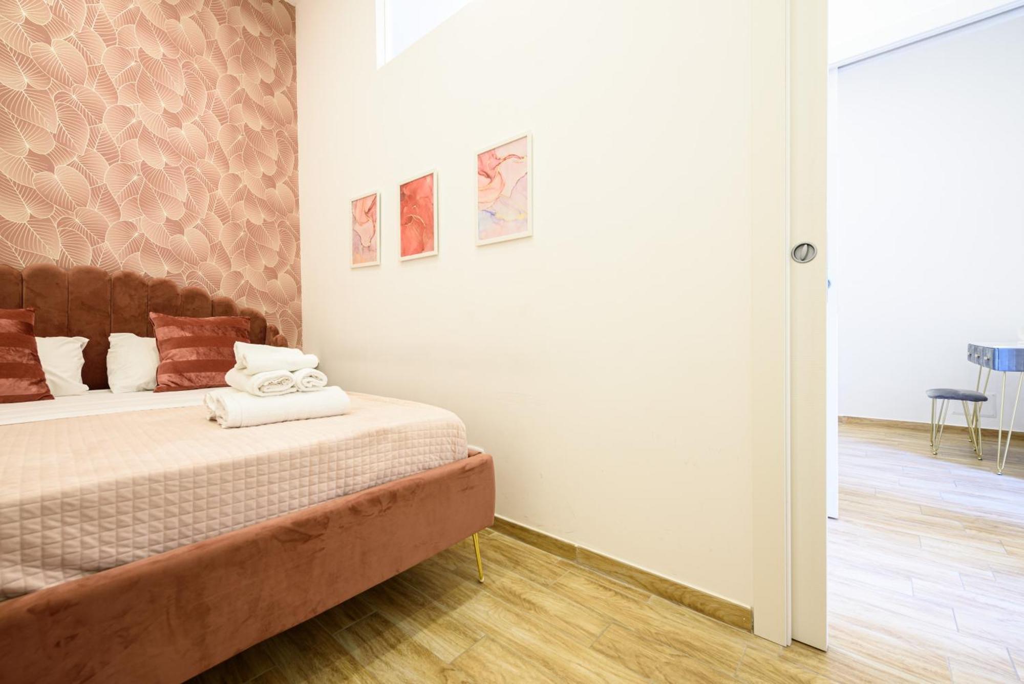 Luxury In Naples