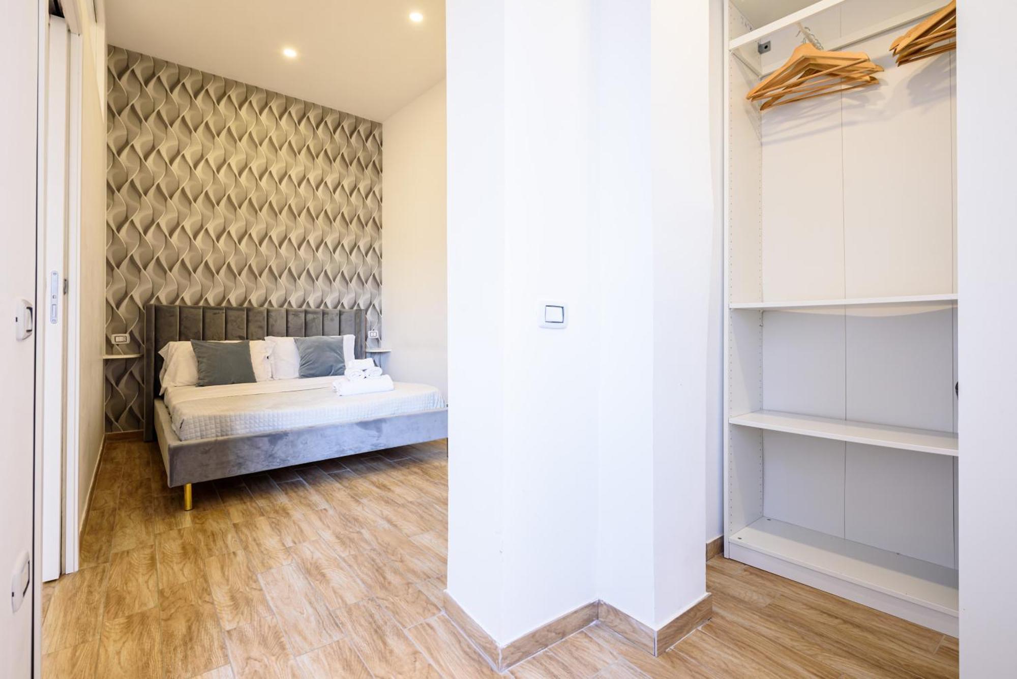 Luxury In Apartment *