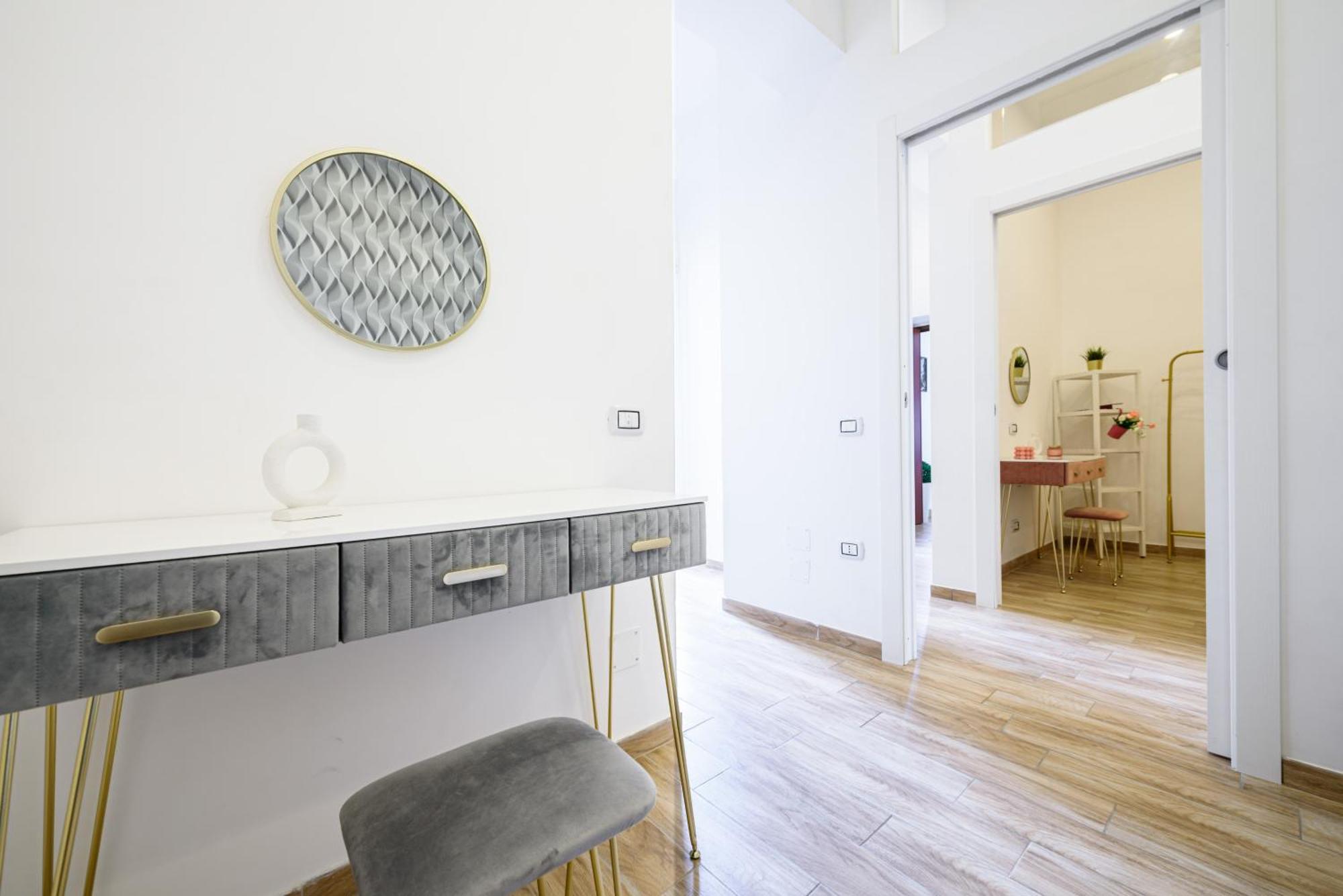 Luxury In Apartment Naples