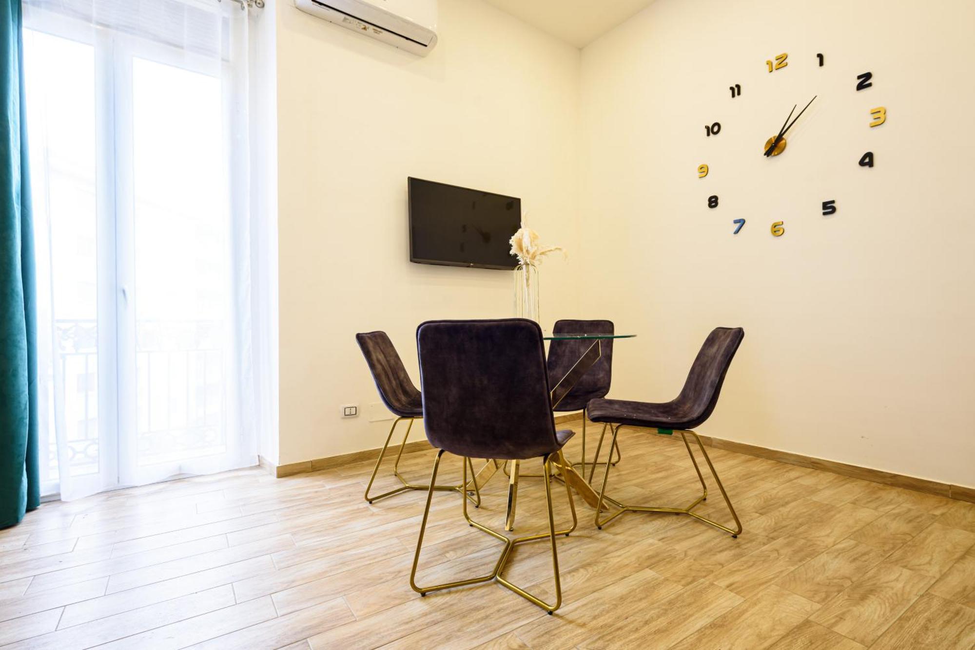 Luxury In Apartment *