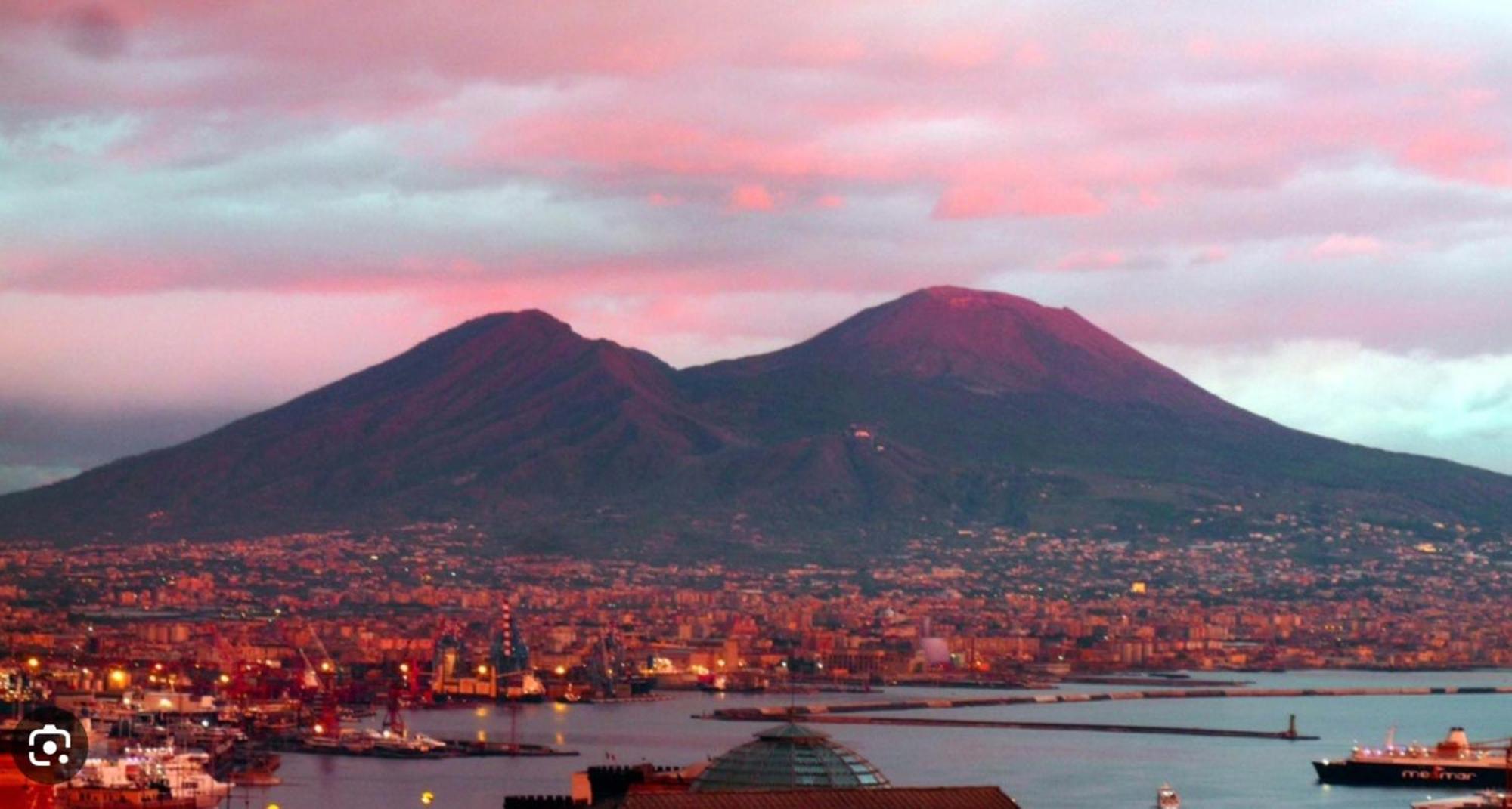 Petraio * Naples