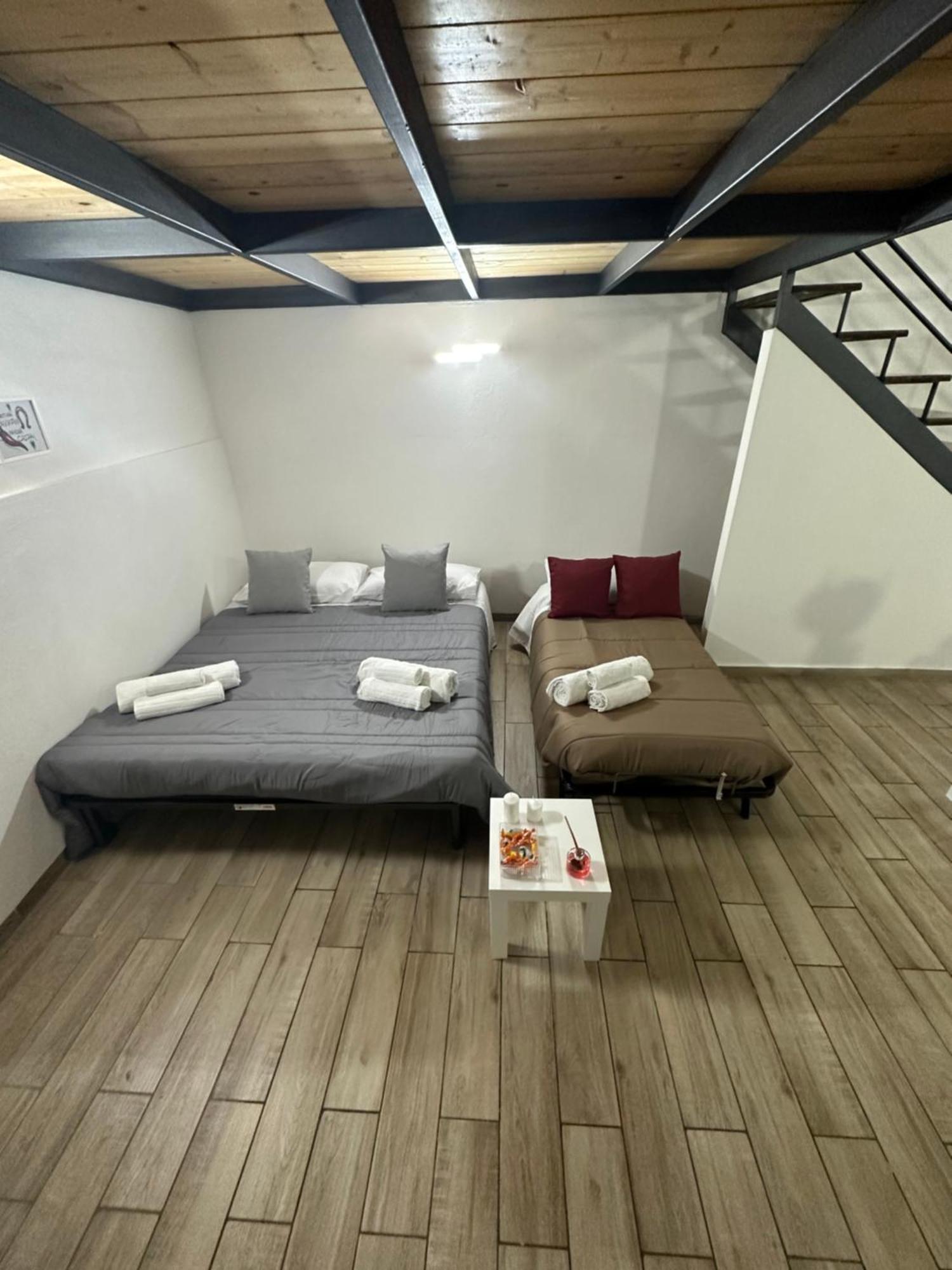 Aurora House Naples