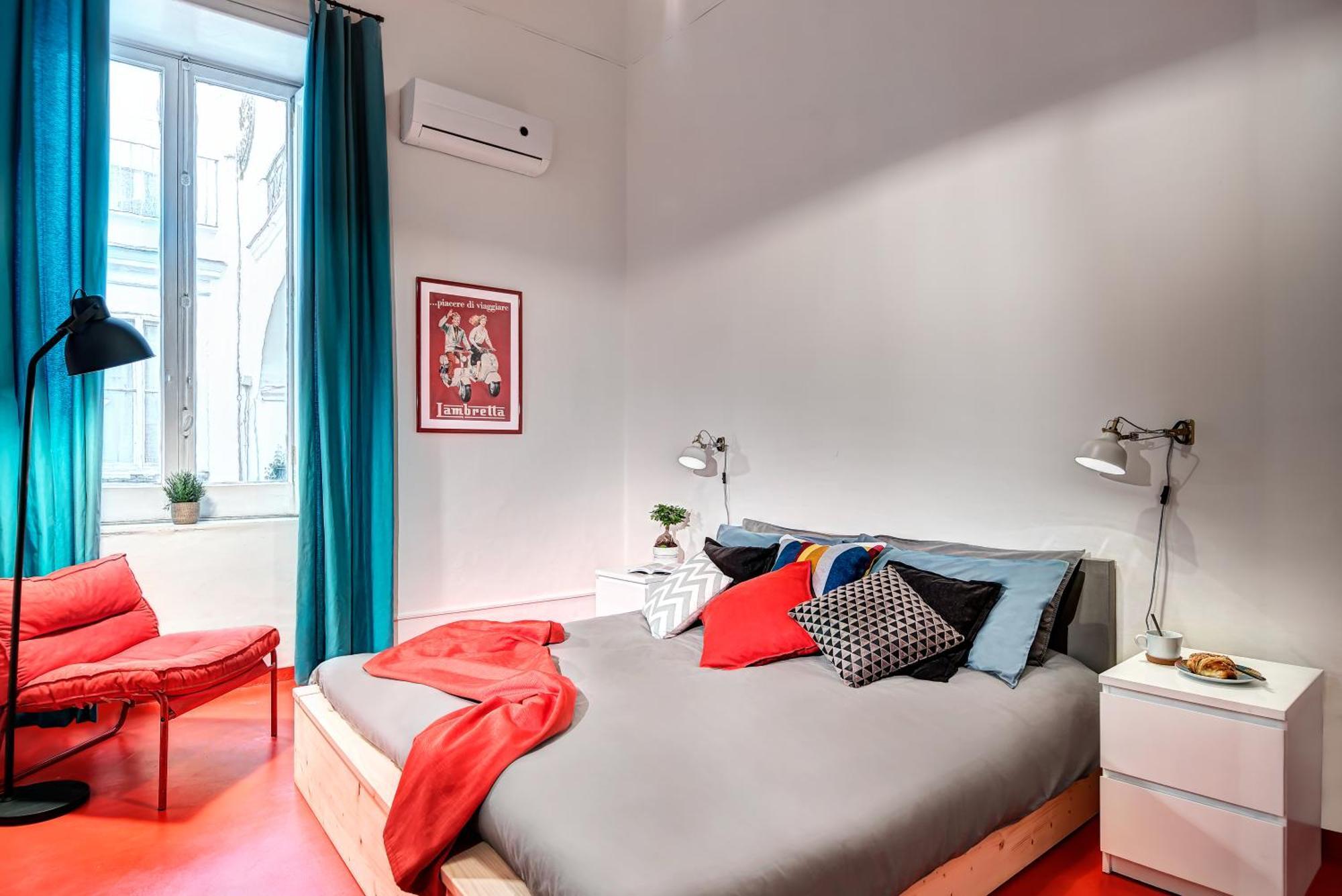 Nilos Flat Historical Center Apartment *