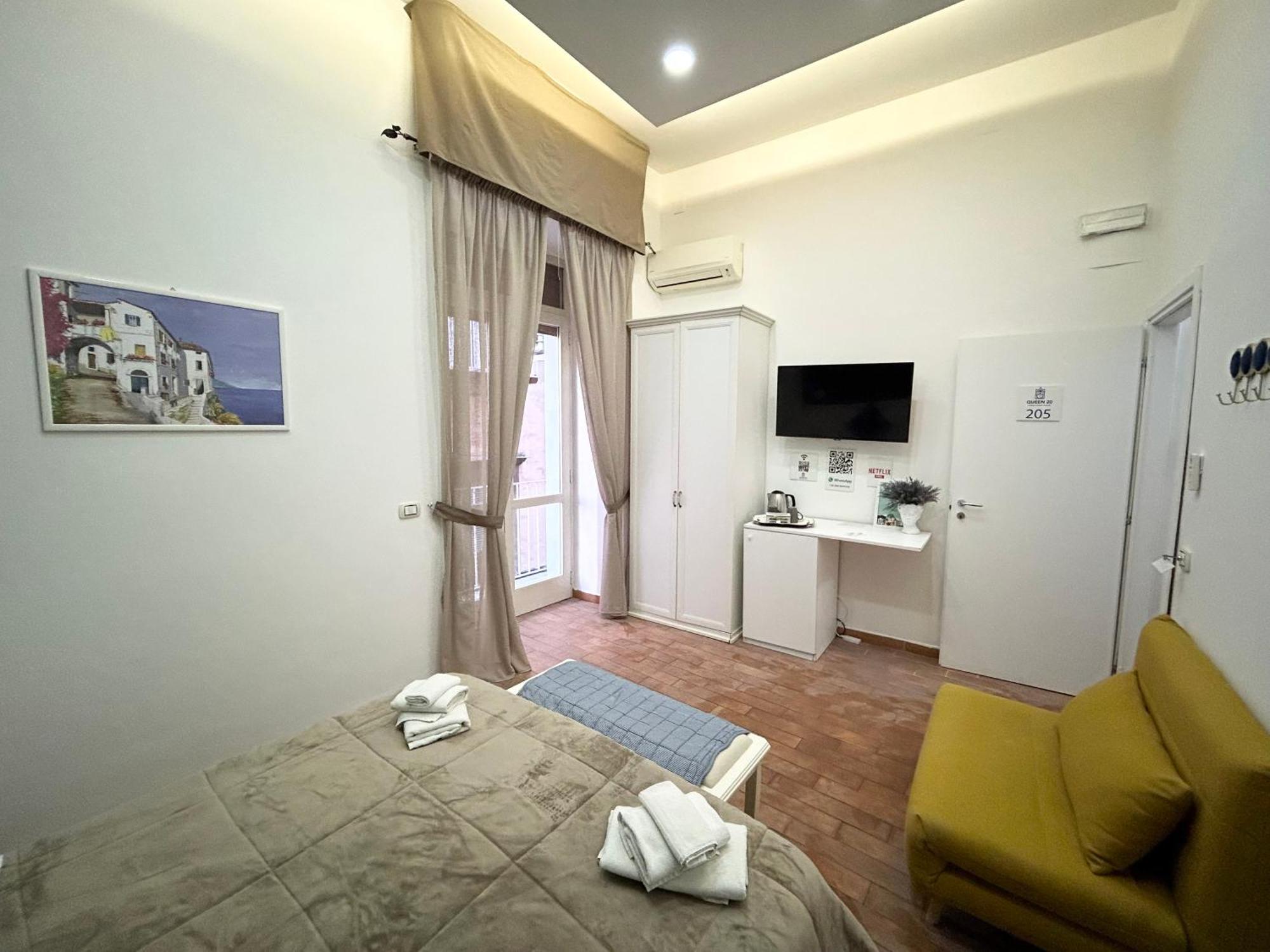 Queen 20 - Private Duomo Guest house *