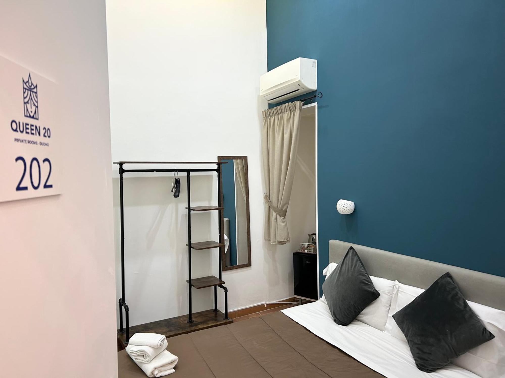 Queen 20 - Private Duomo Guest house