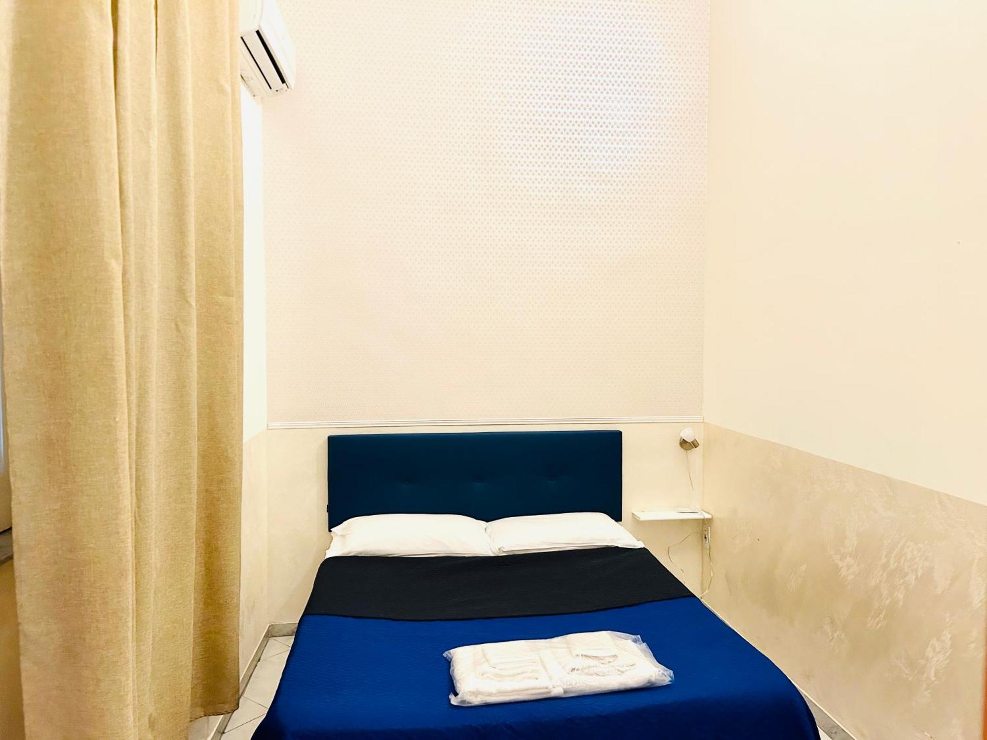 Flyresidence Garibaldi * Naples