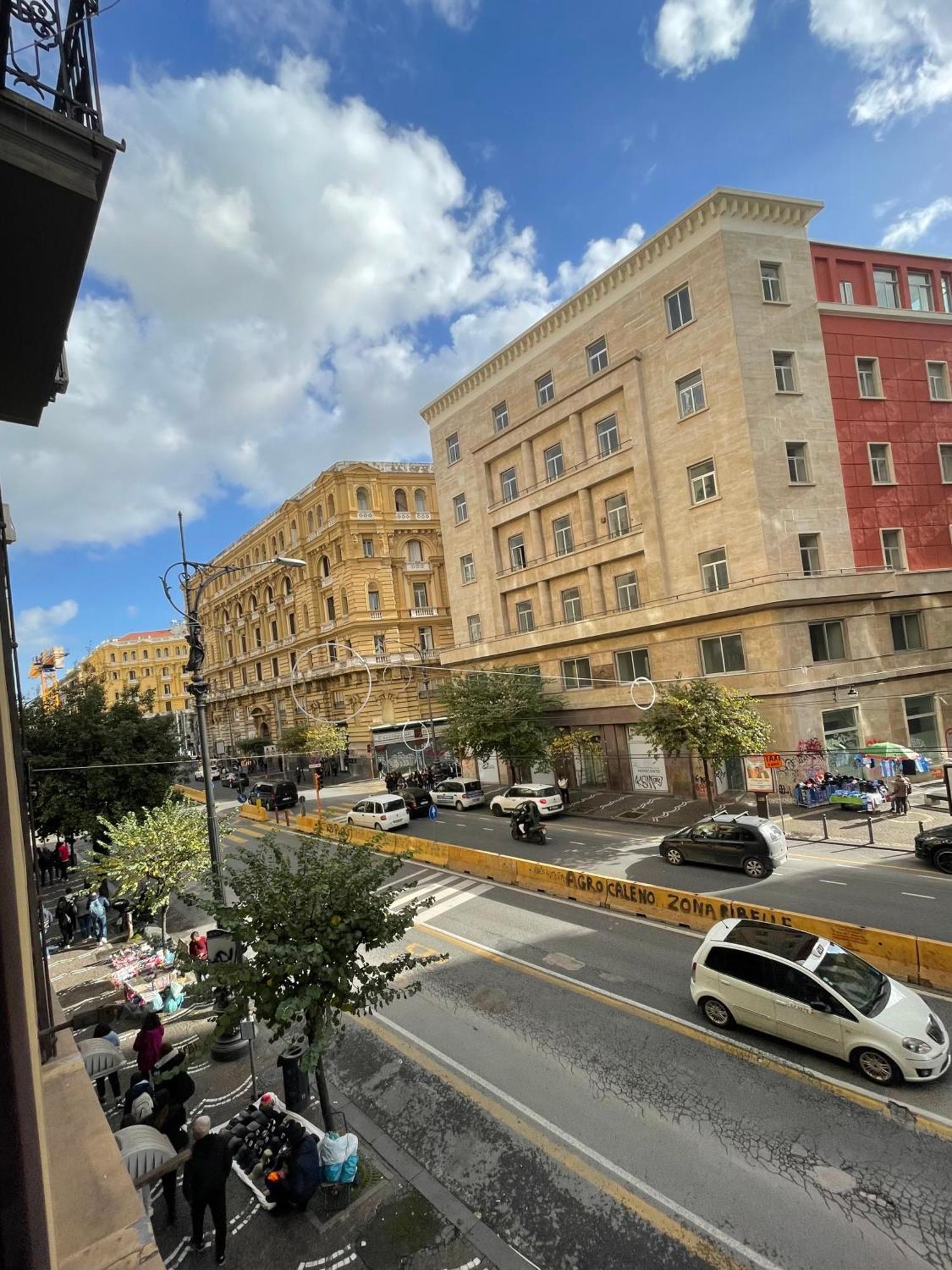 Re Ferdinando * Naples