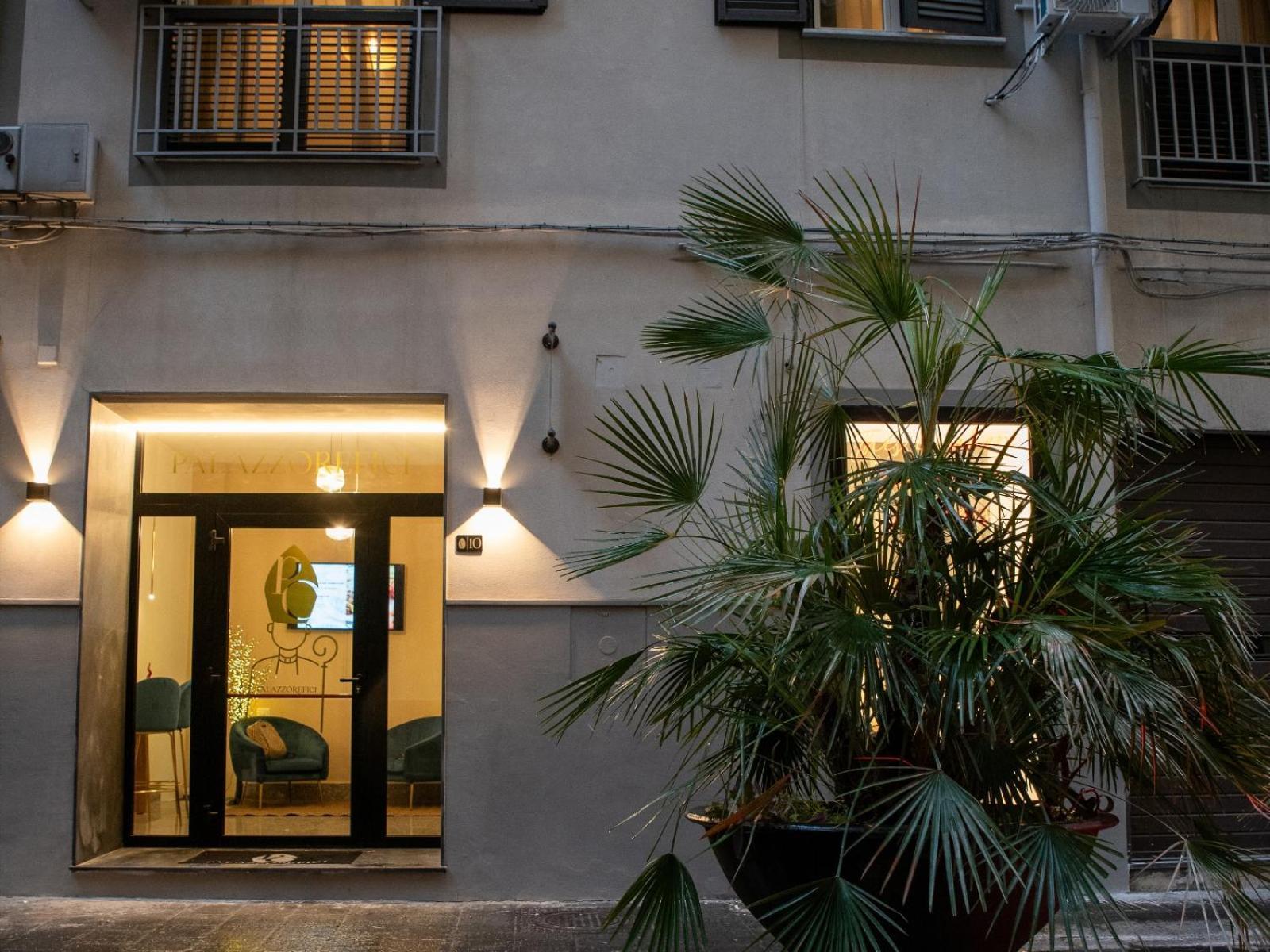Palazzorefici Aparthotel Naples