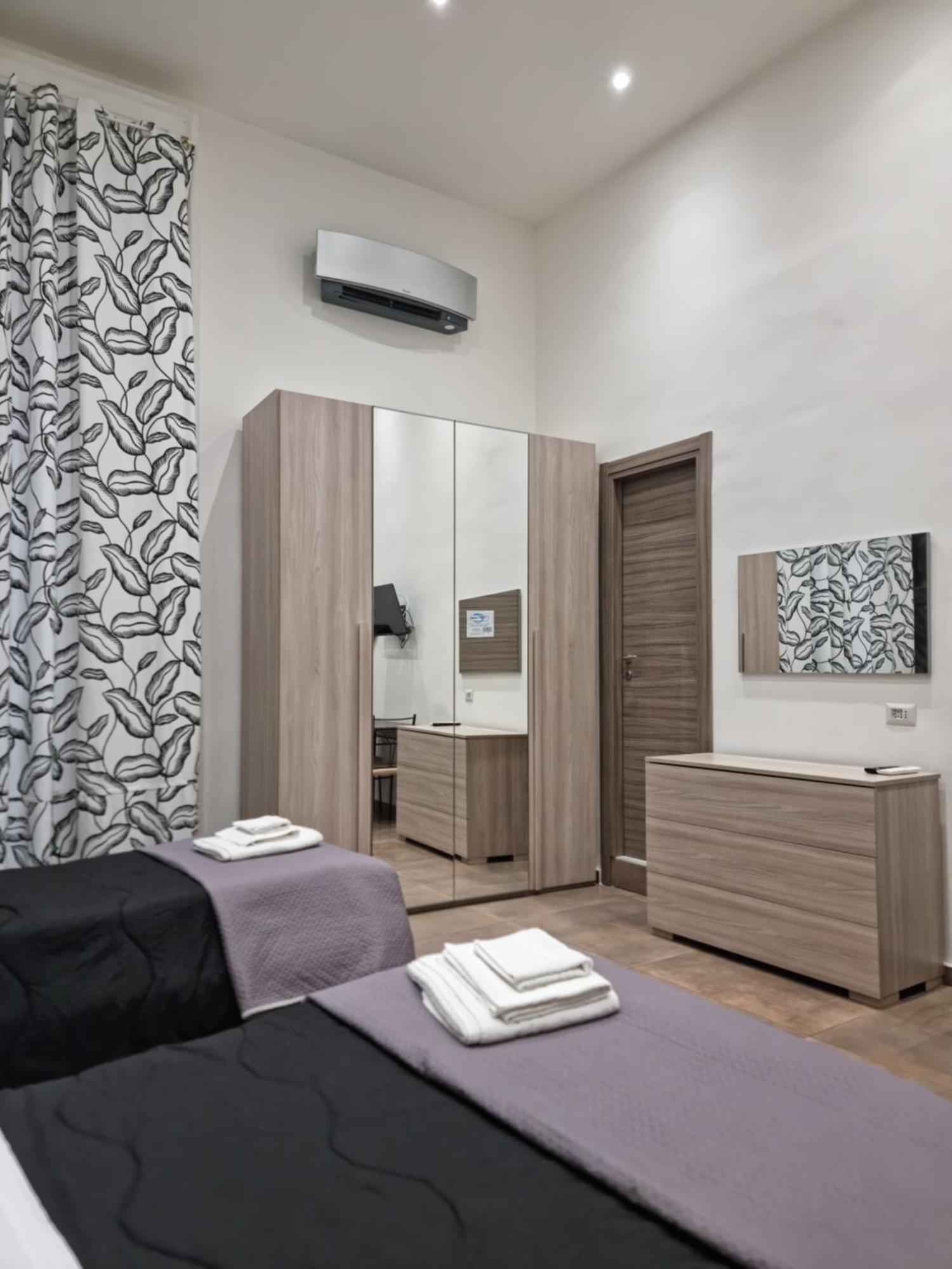 El Corazon De Napoles, Centro Historico Bed & Breakfast Naples
