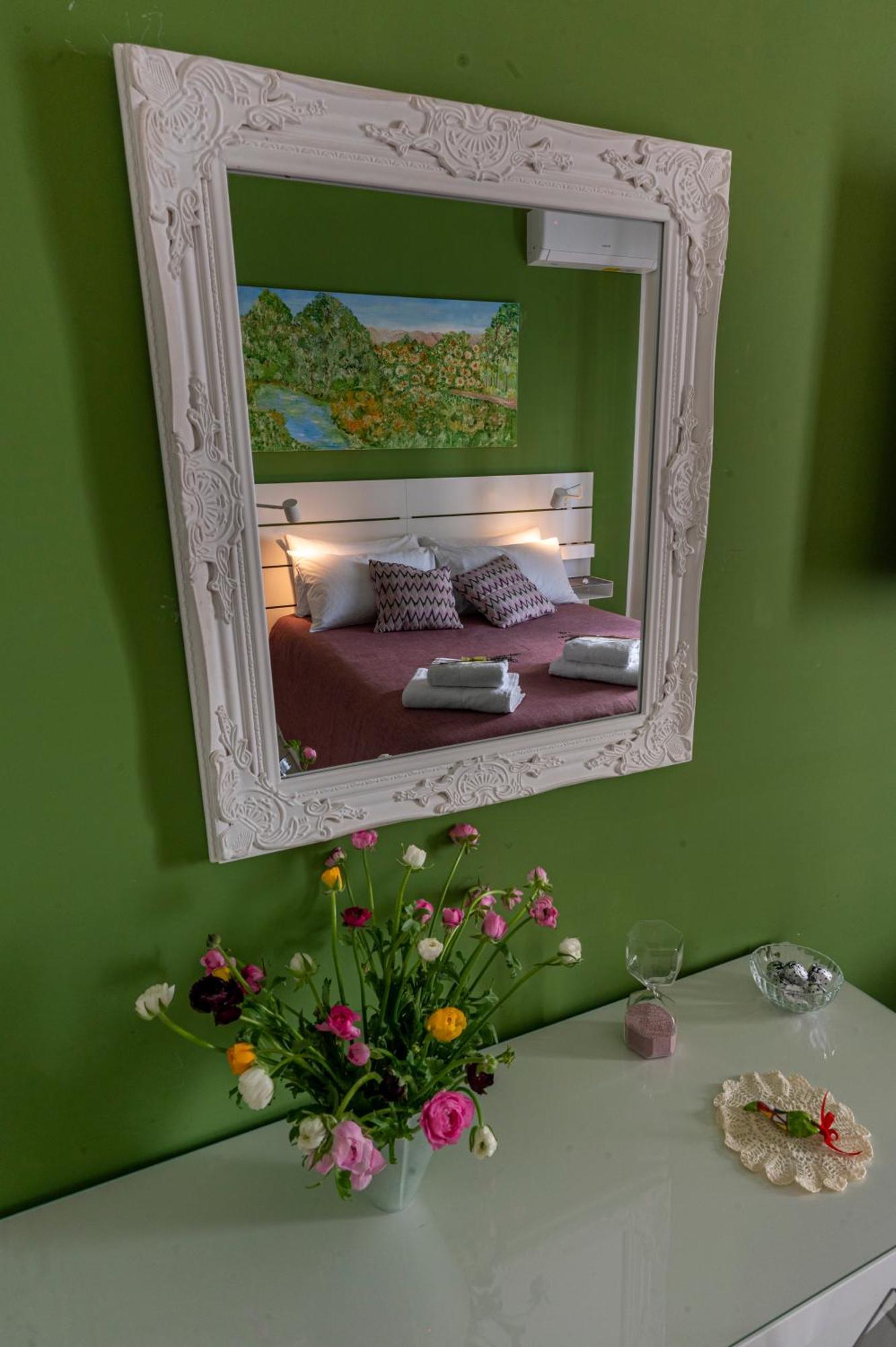 Apartment Renza House Chiaia