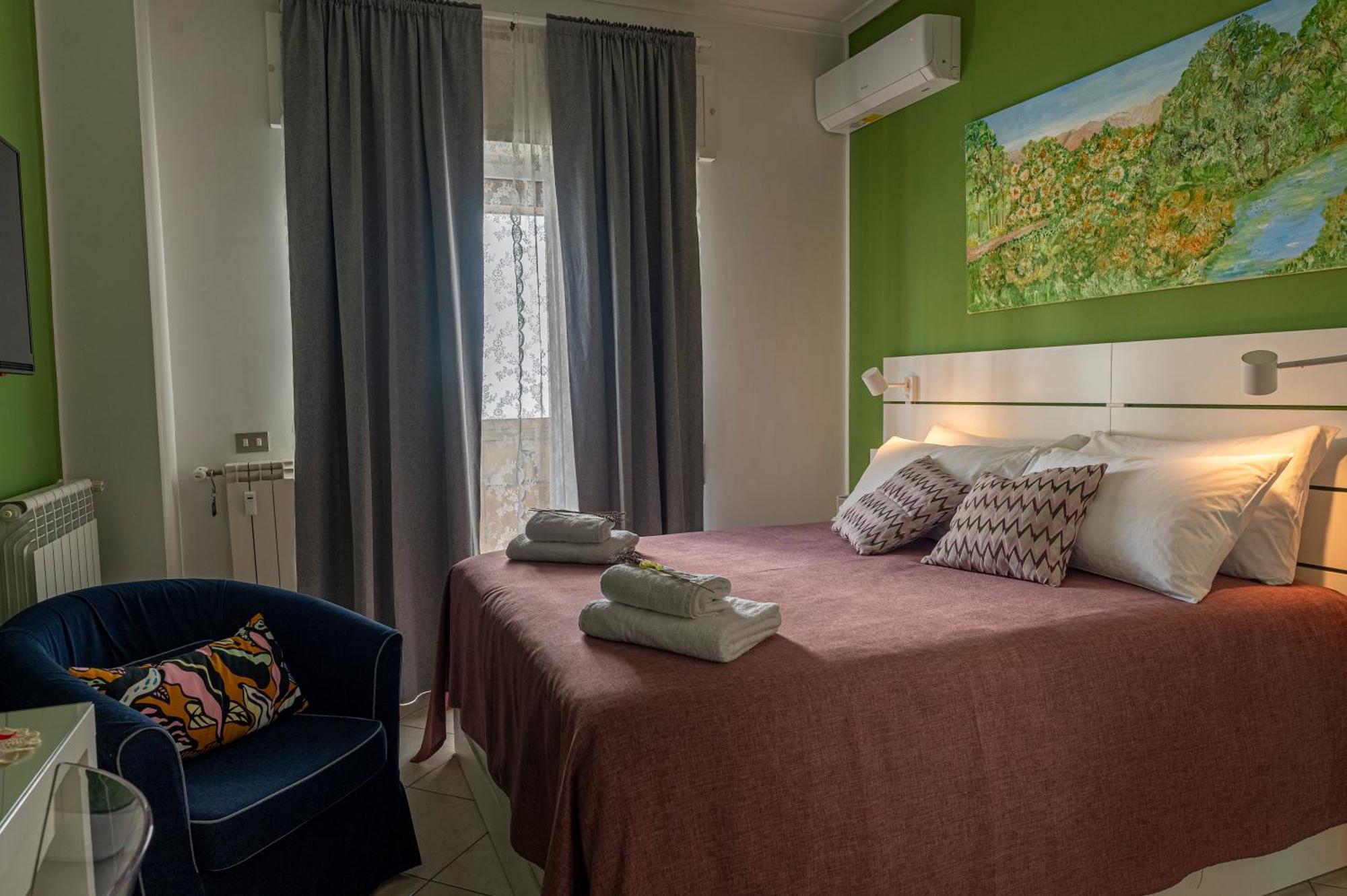 Renza House Chiaia *