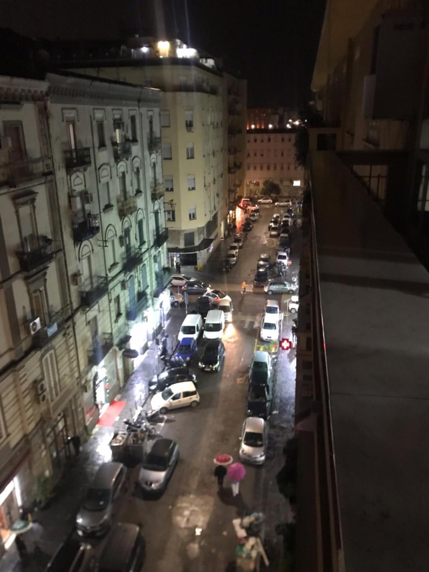 Apartment Tarumbo Intero 120 Mq Naples