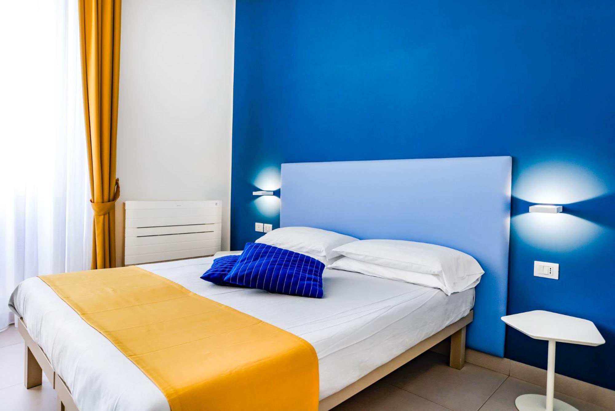 V10 - Vanvitelli 10 Guest house