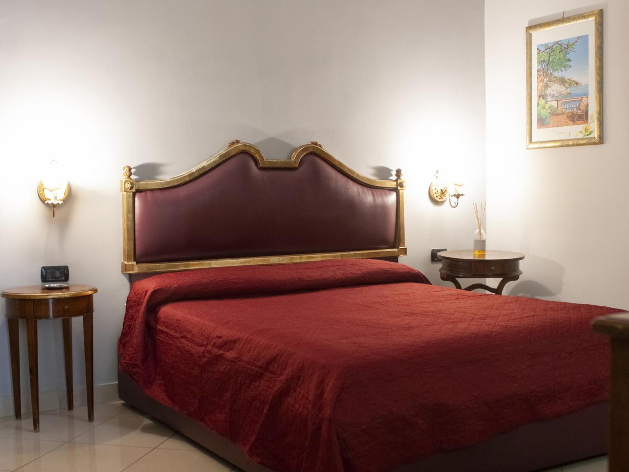 Serena Hotel Naples
