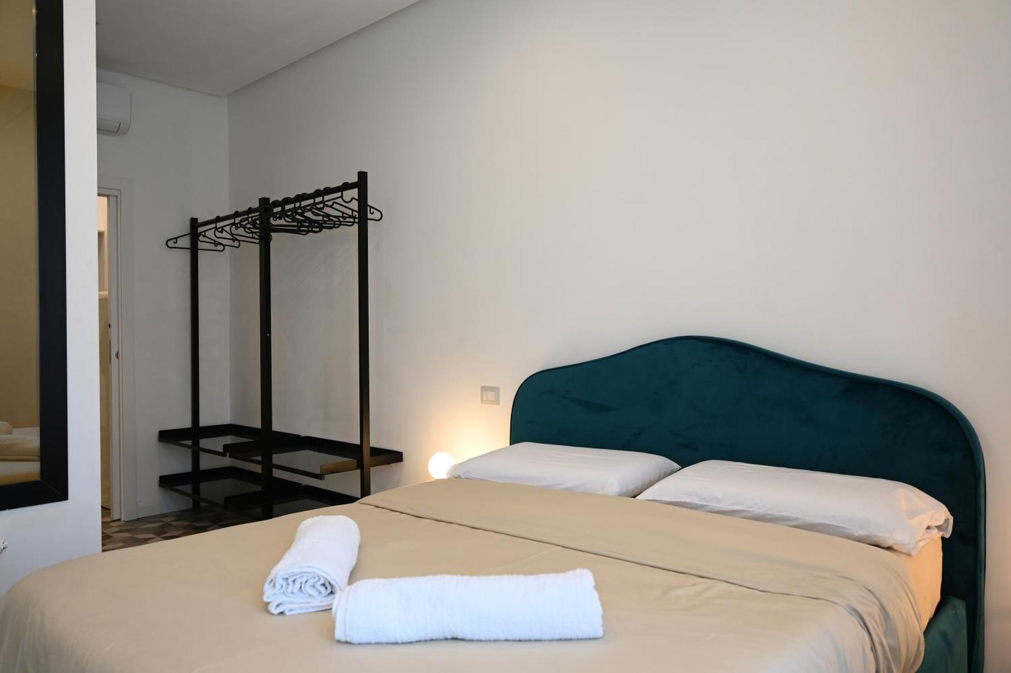 Qhouse Apartment *