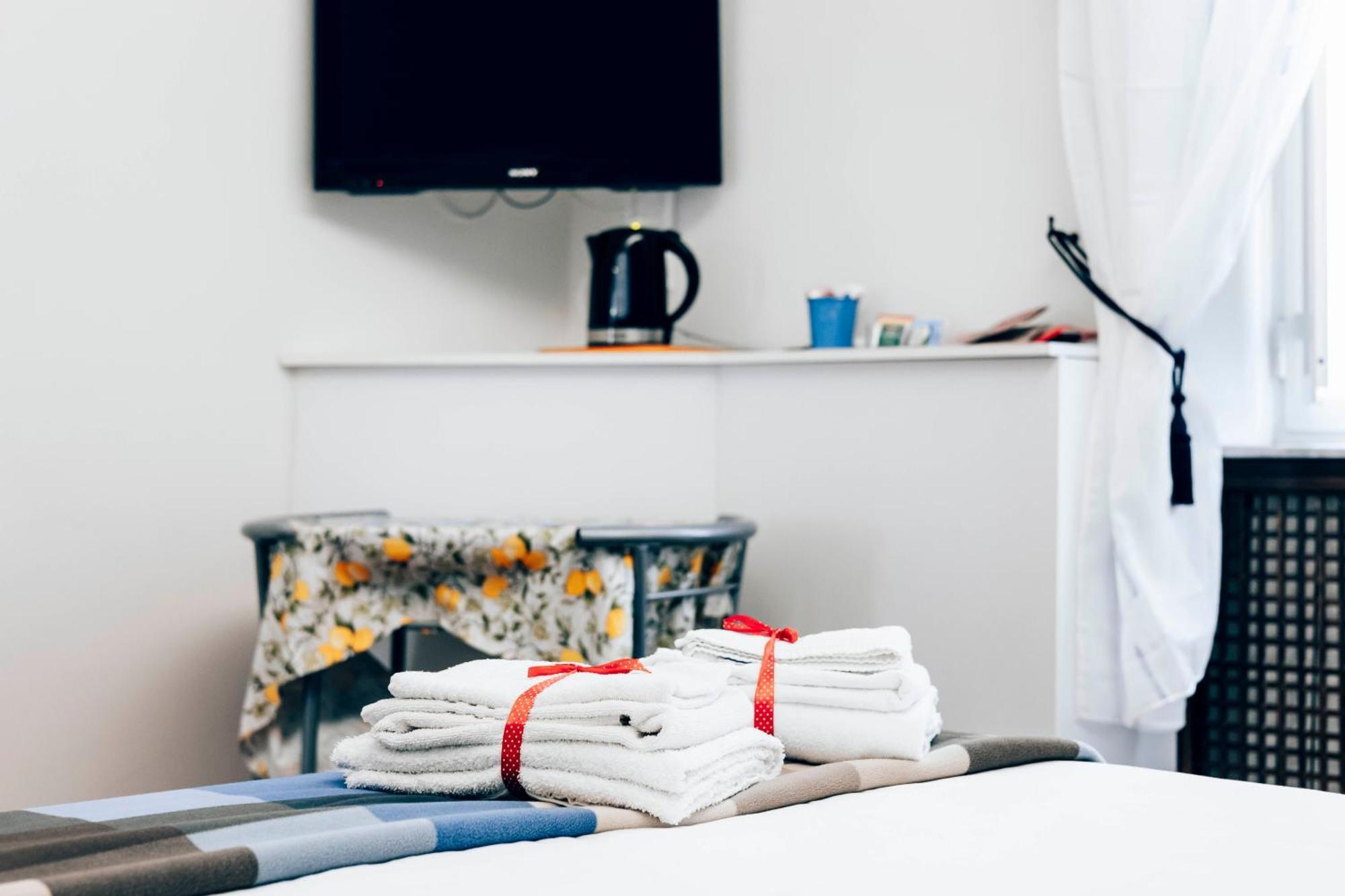 Bed & Breakfast La Casa Del Sole A Mergellina Naples