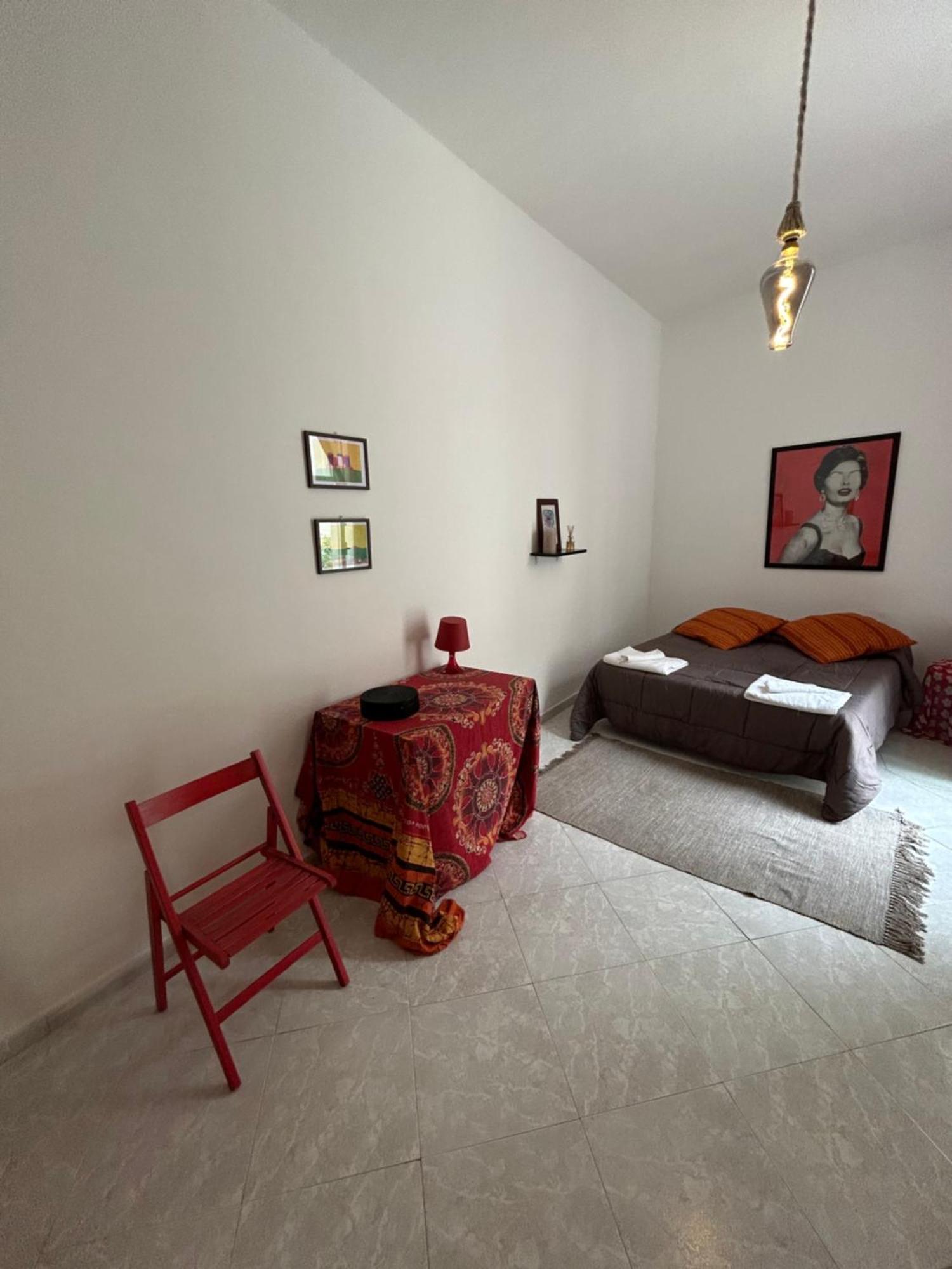 Guest house Makefemmina Naples