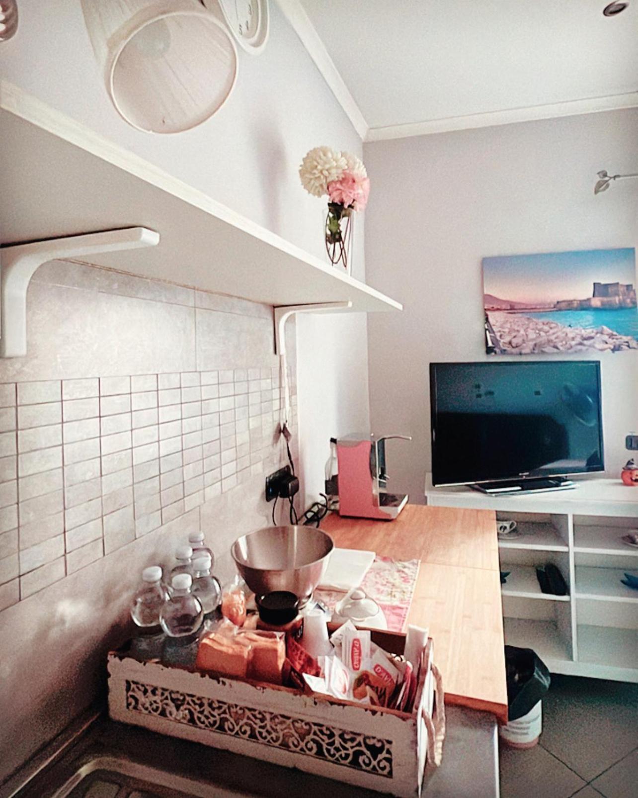 Marilyn Appartments Homestay Naples
