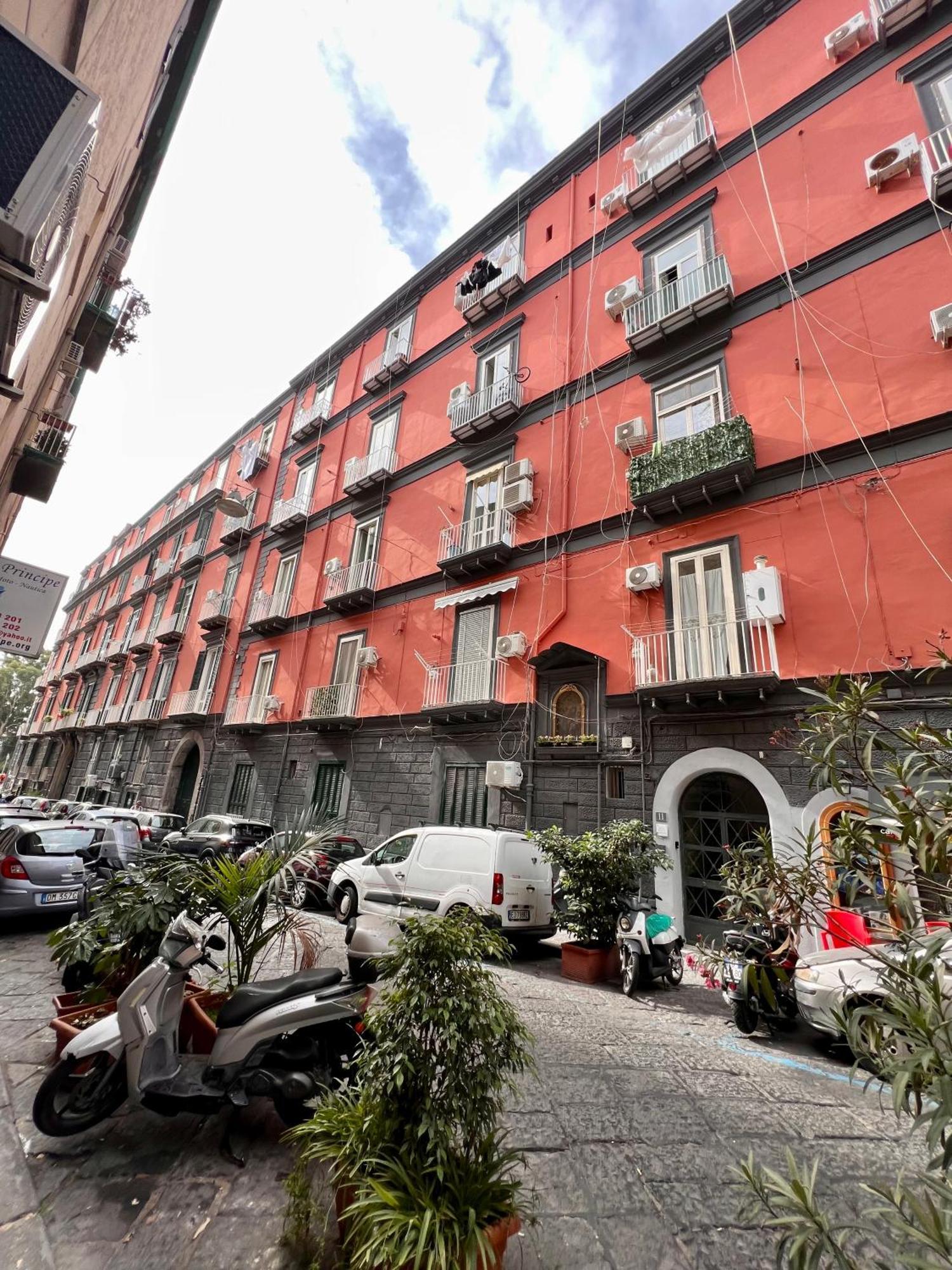 Chiaia Exclusive Apartment