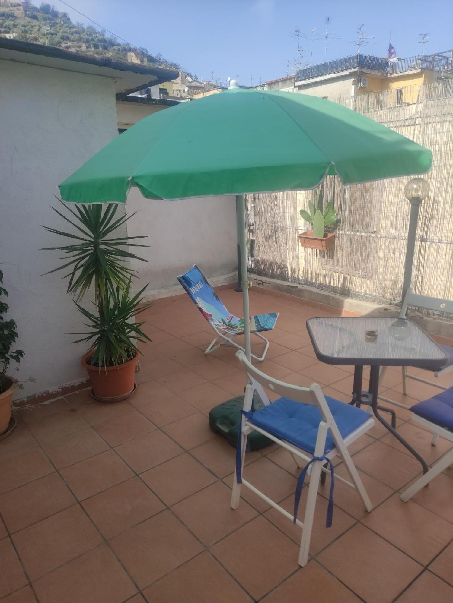 Apartment Vacanzella Casa Vacanza In Centro Con Terrazzo *