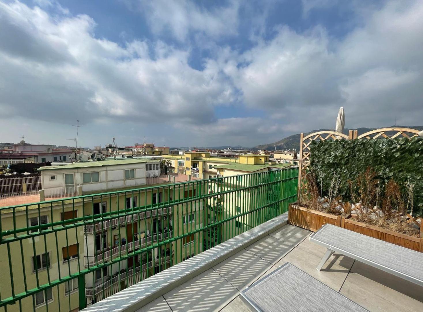 Attico Al Vomero Apartment