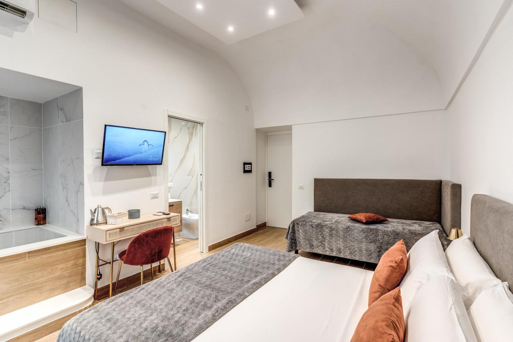 Domus Partenopea Guest house Naples
