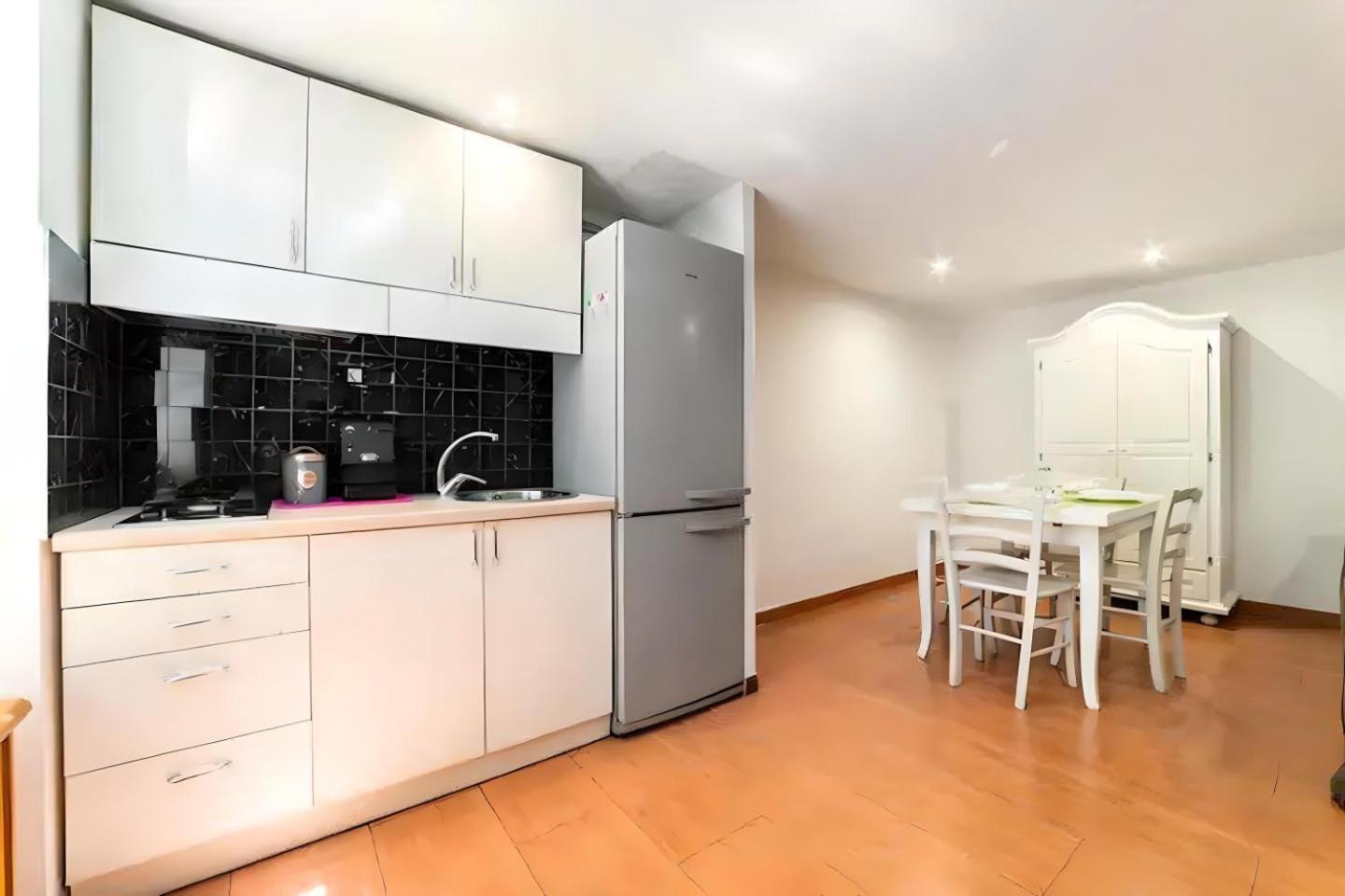 Apartment Borrelli House *