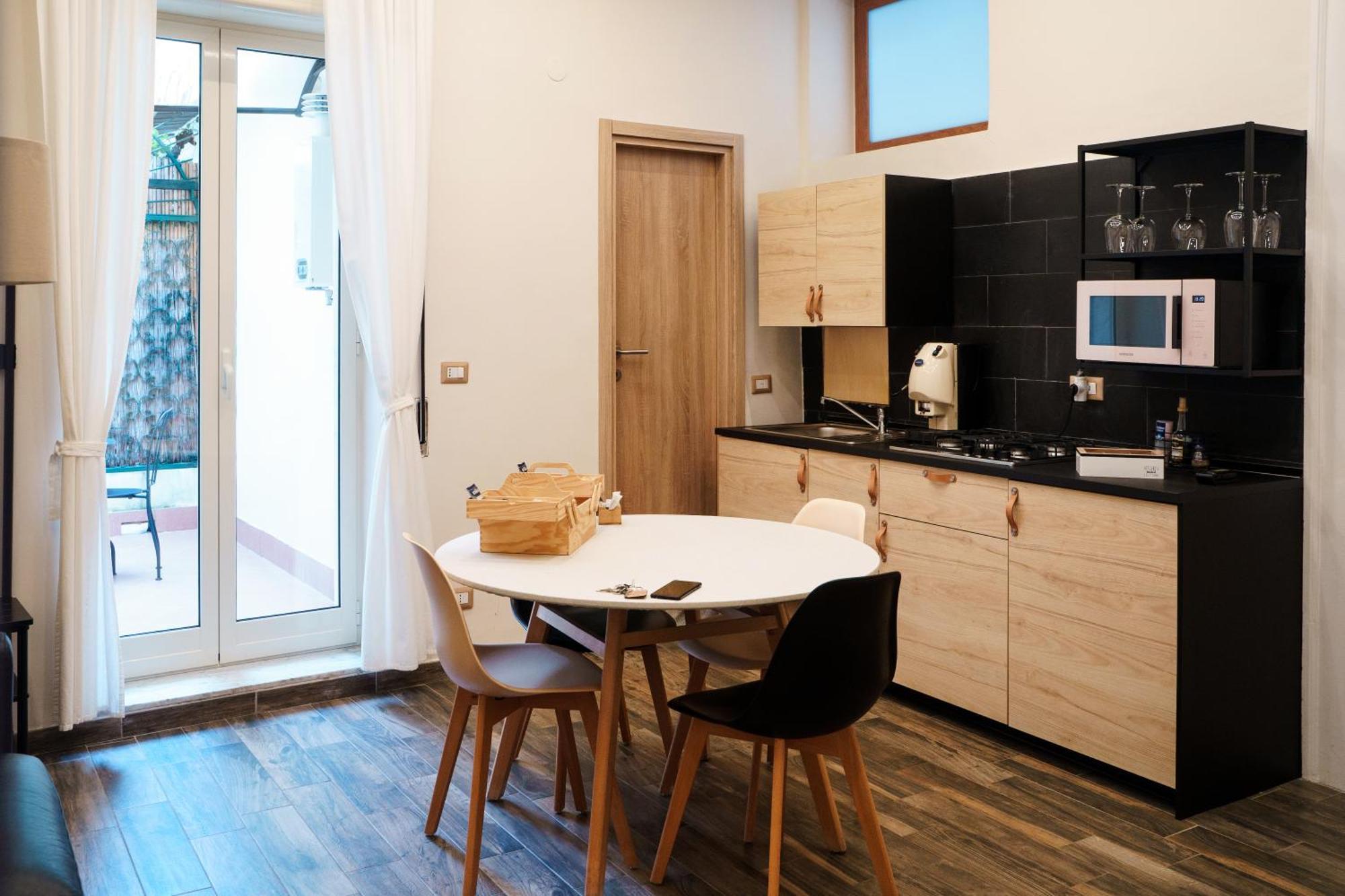 Apartment Chiatamone Relais *