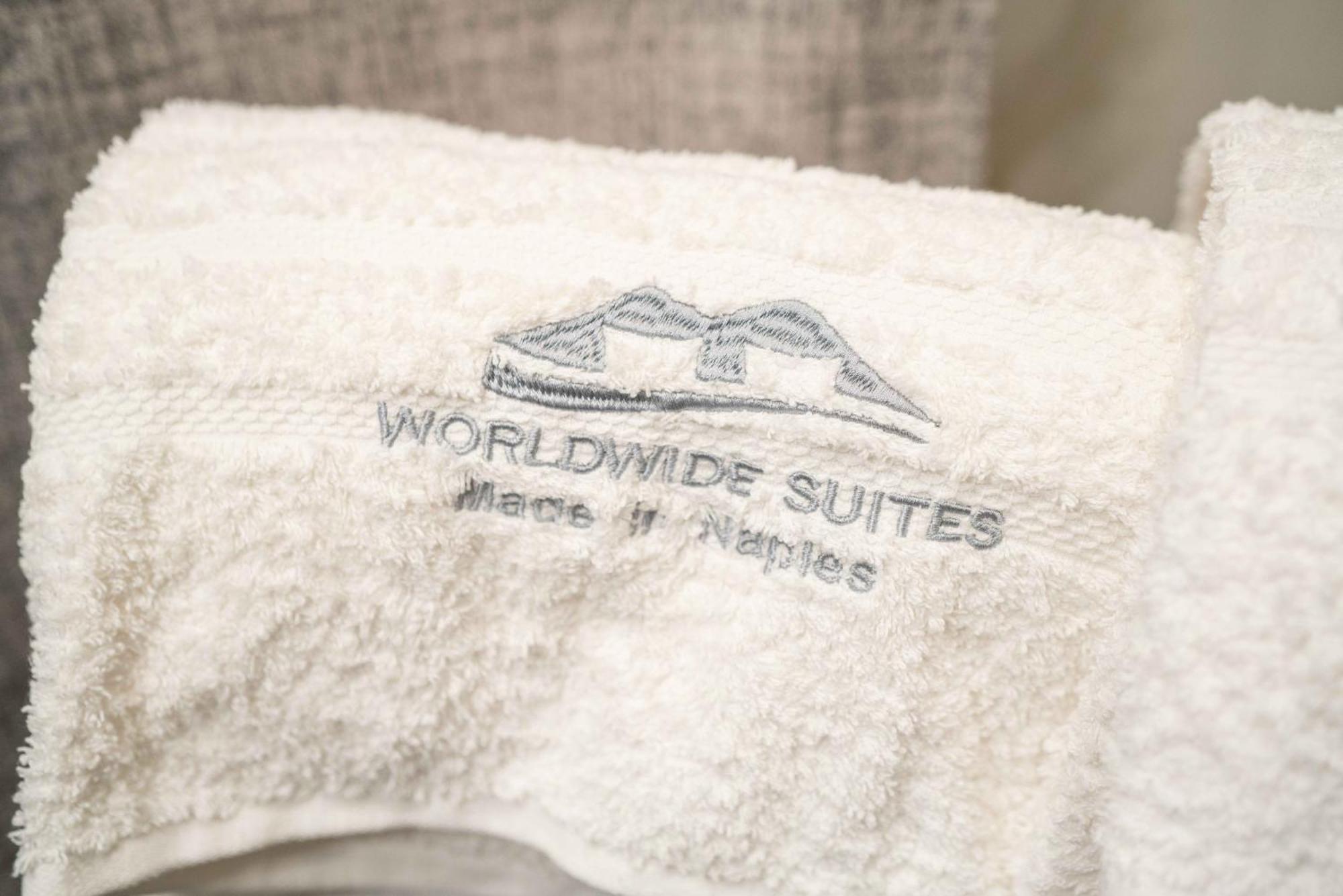 Worldwidesuites Bed & Breakfast Naples
