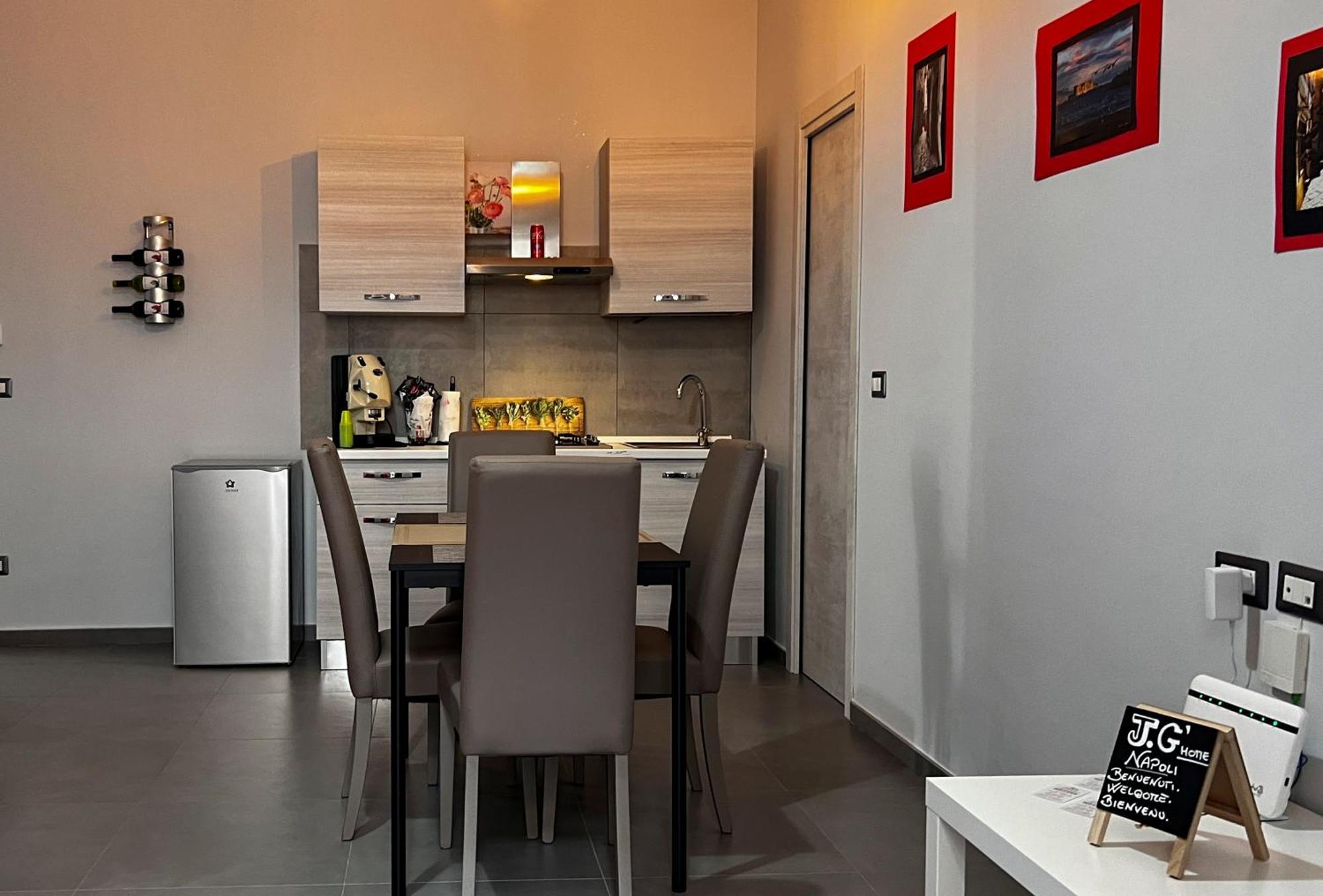 Apartment J&g Spaccanapoli *