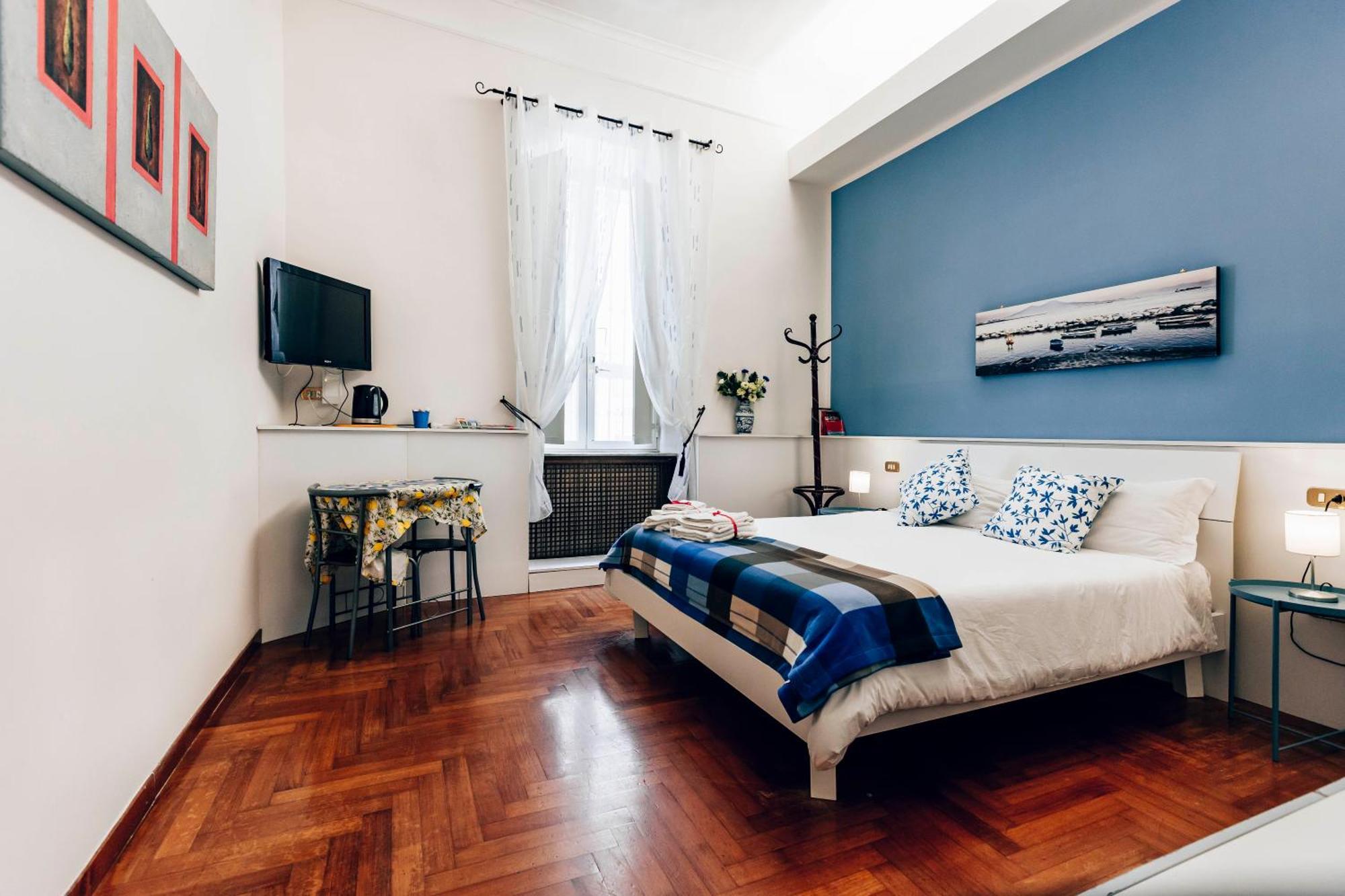 Bed & Breakfast La Casa Del Sole A Mergellina *