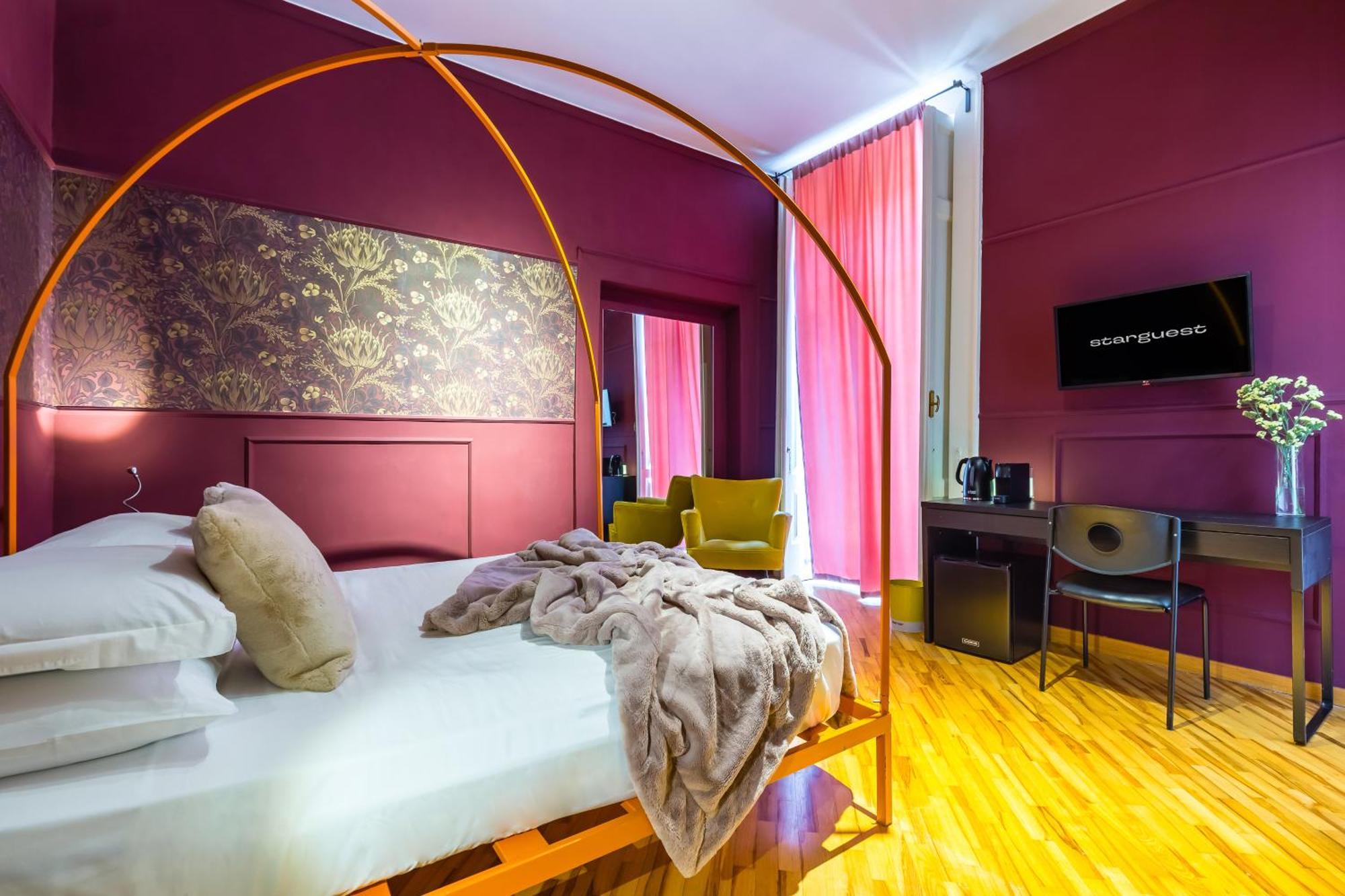 Starguest Dante * Naples