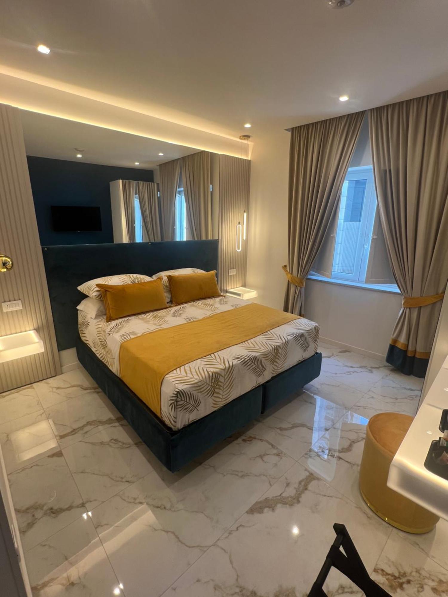 Bed & Breakfast La Lepre Artemide Naples