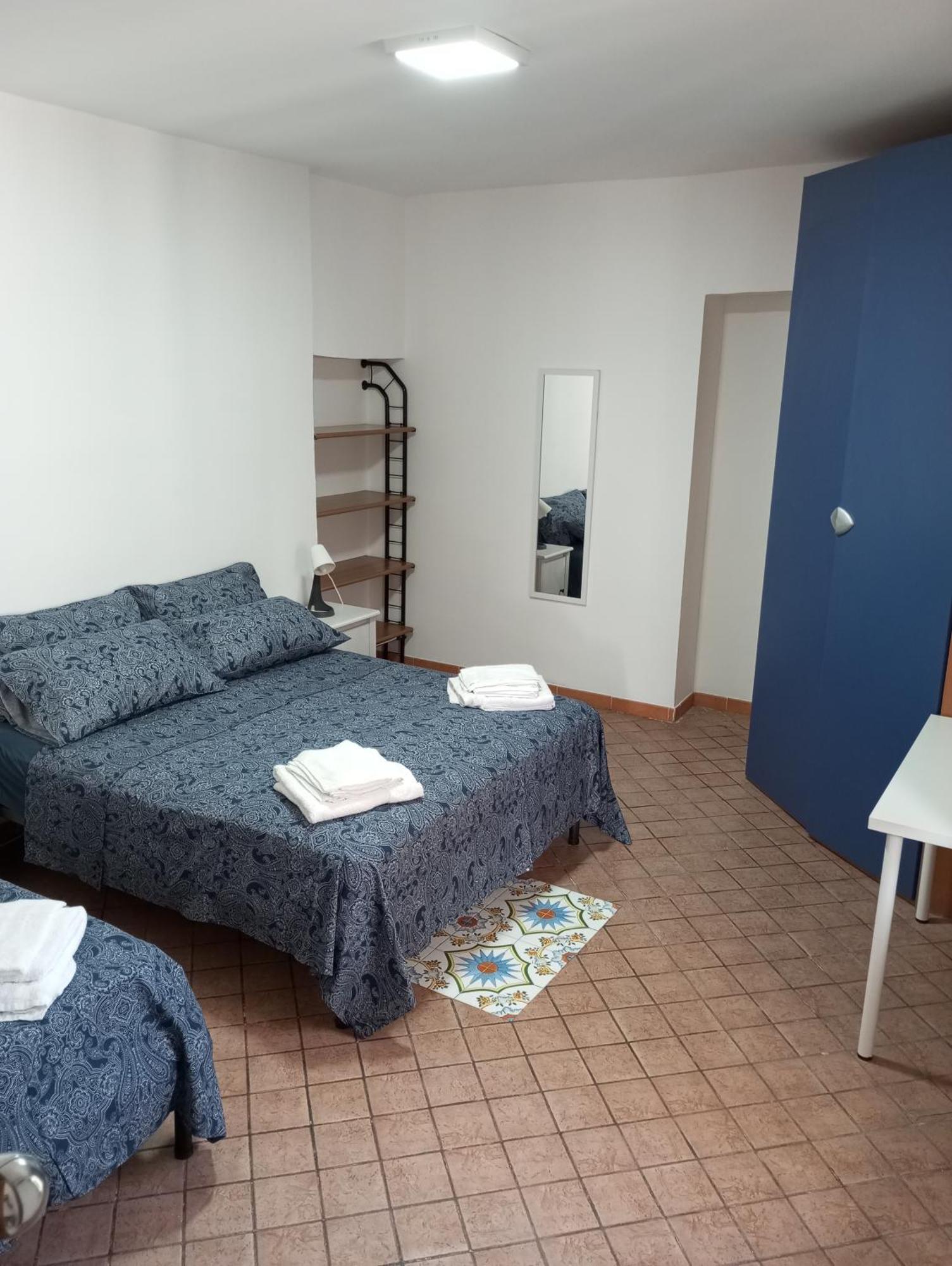 Spaccanapoli House Naples