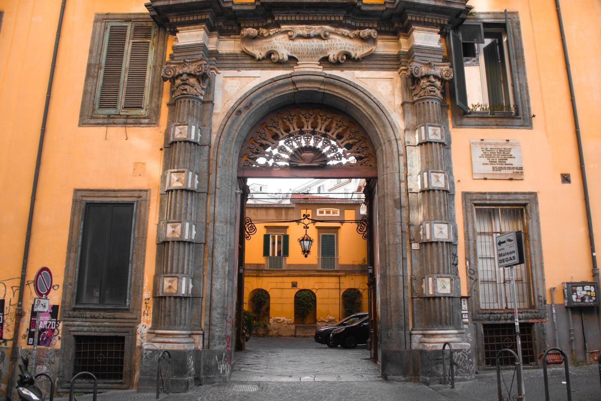 Guest house Maison Degas-dimora Di Charme 3*