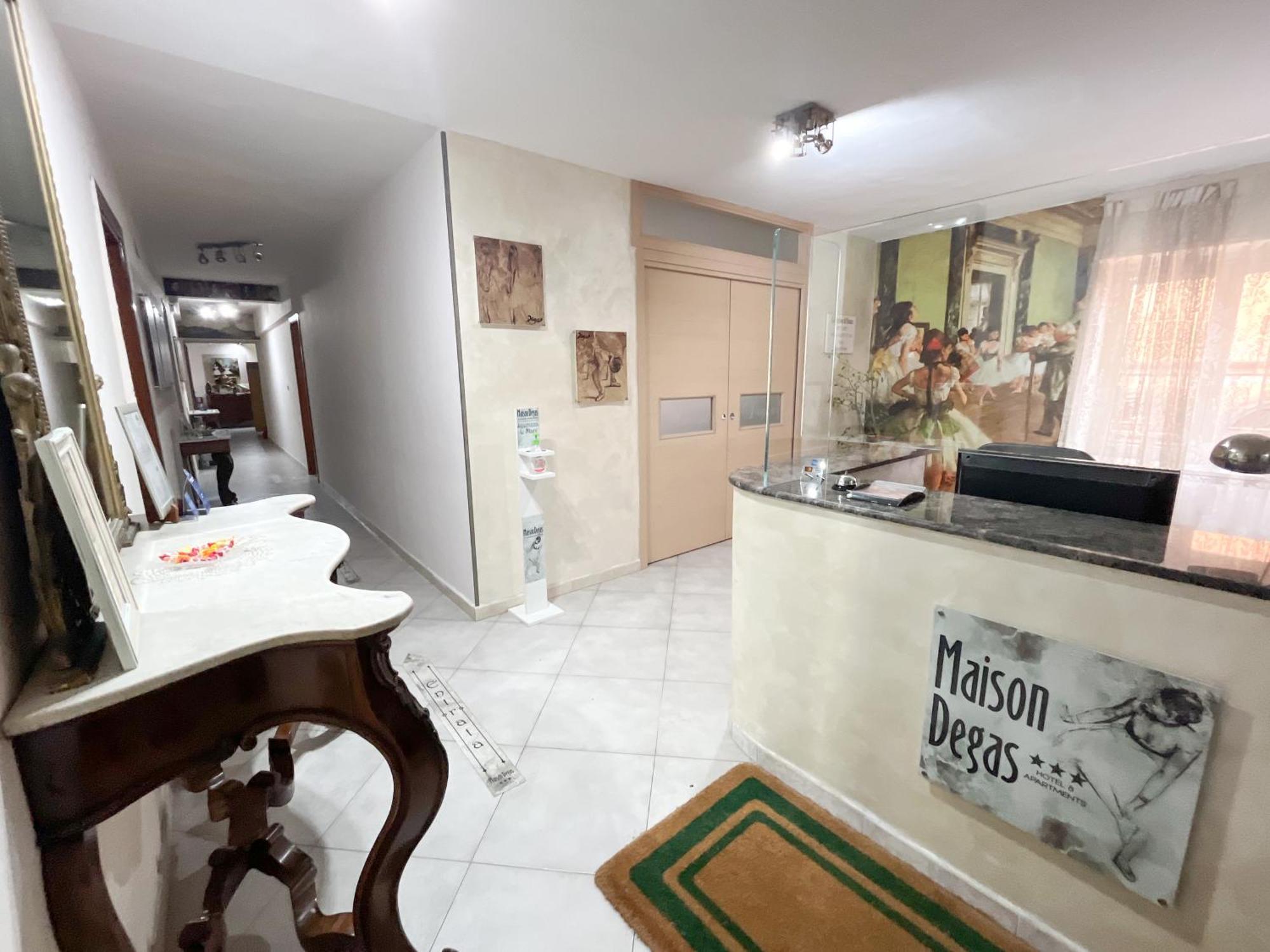 Maison Degas-dimora Di Charme 3* Naples