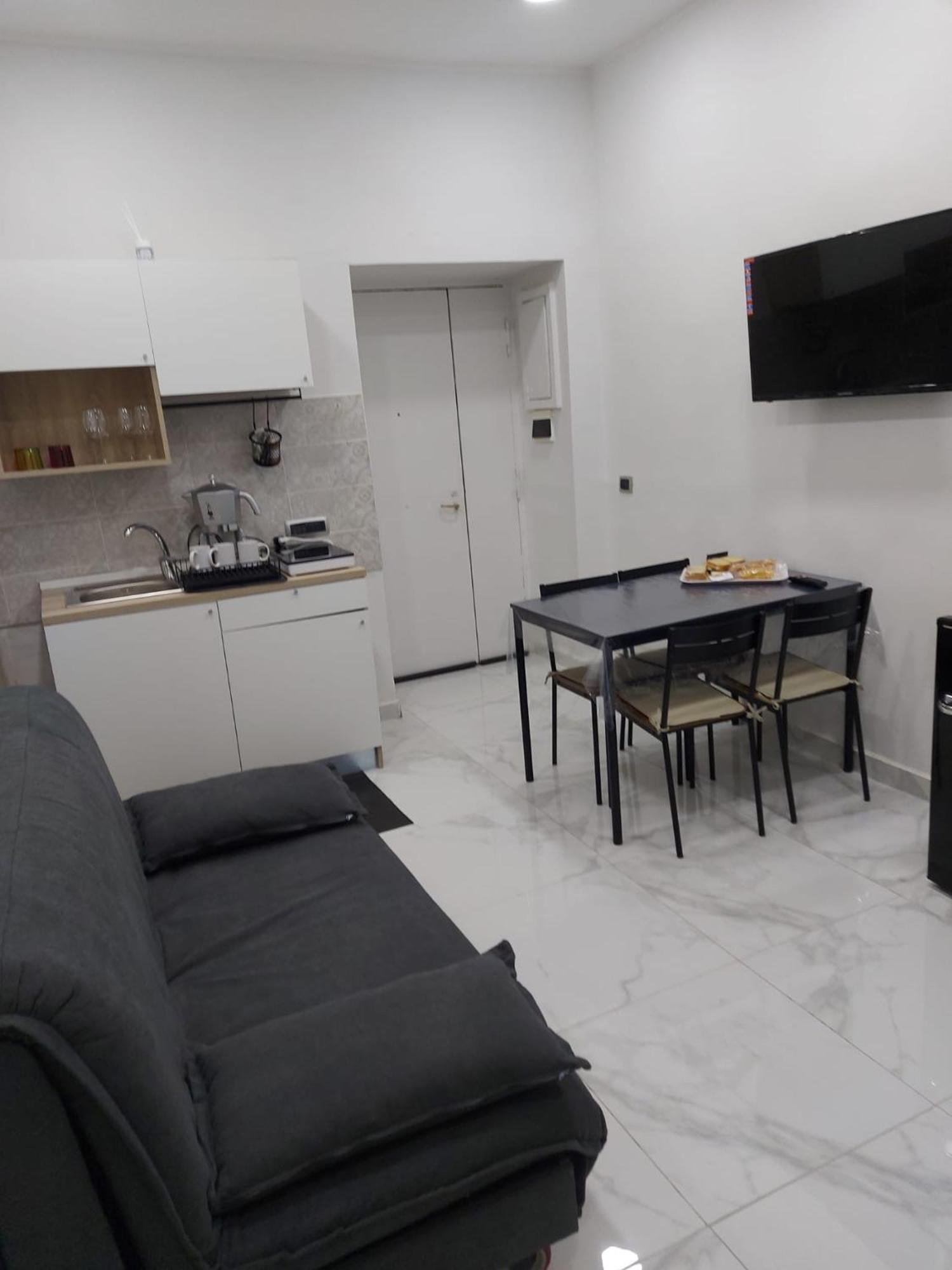 Syria House Naples