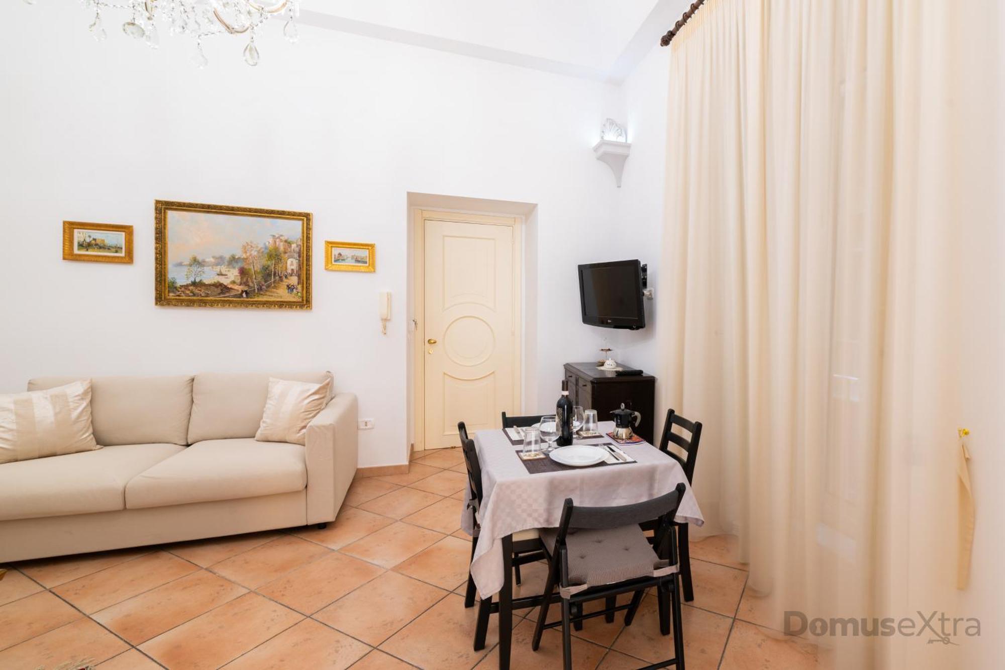 Apartment De Cesare53 By Domusextra *